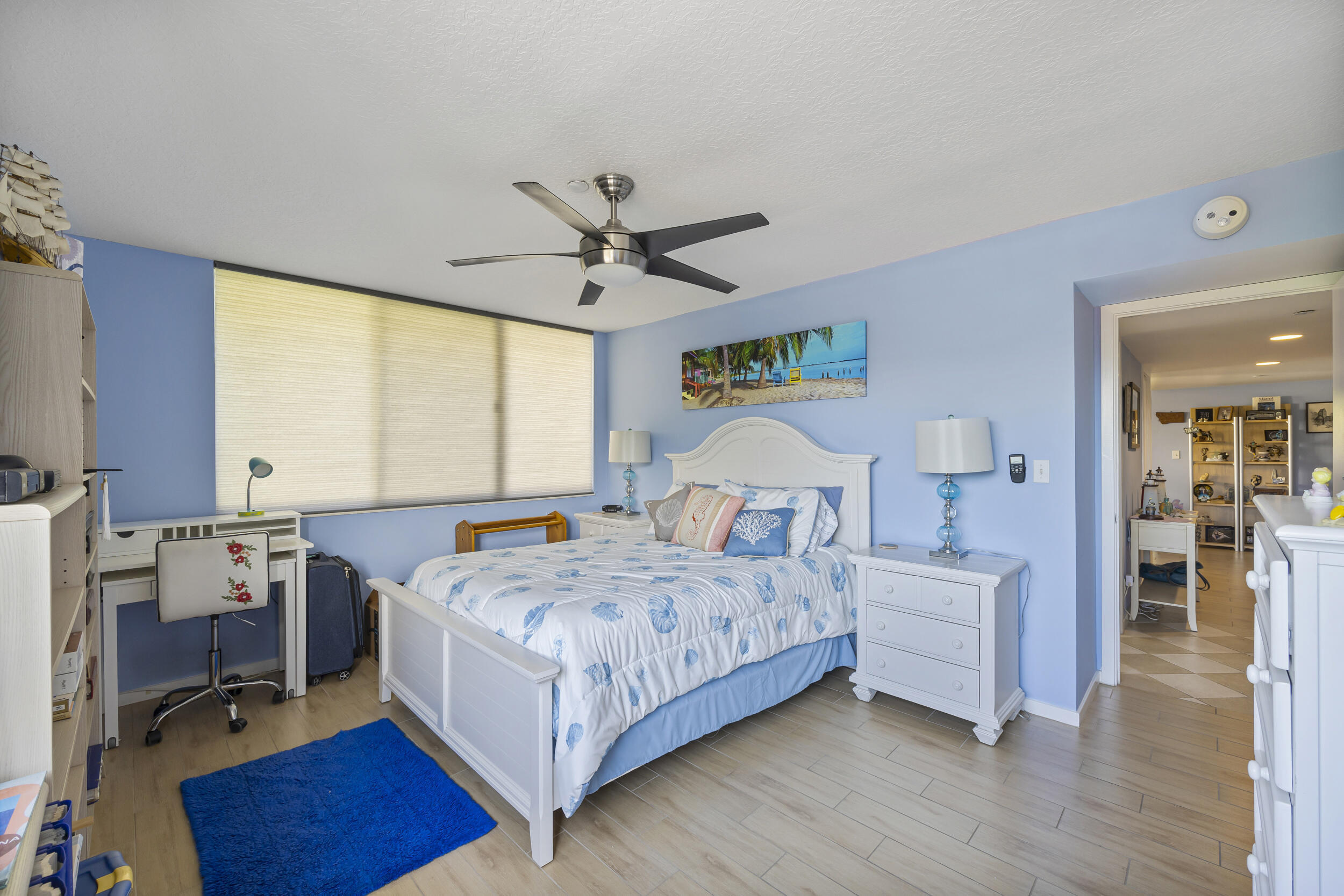 BAHAMA CONDO - Residential