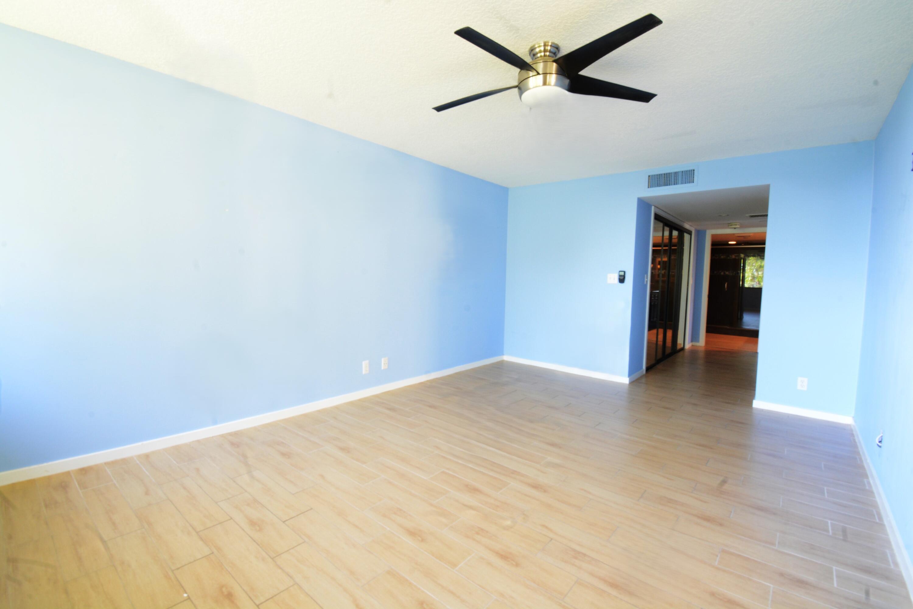 BAHAMA CONDO - Residential