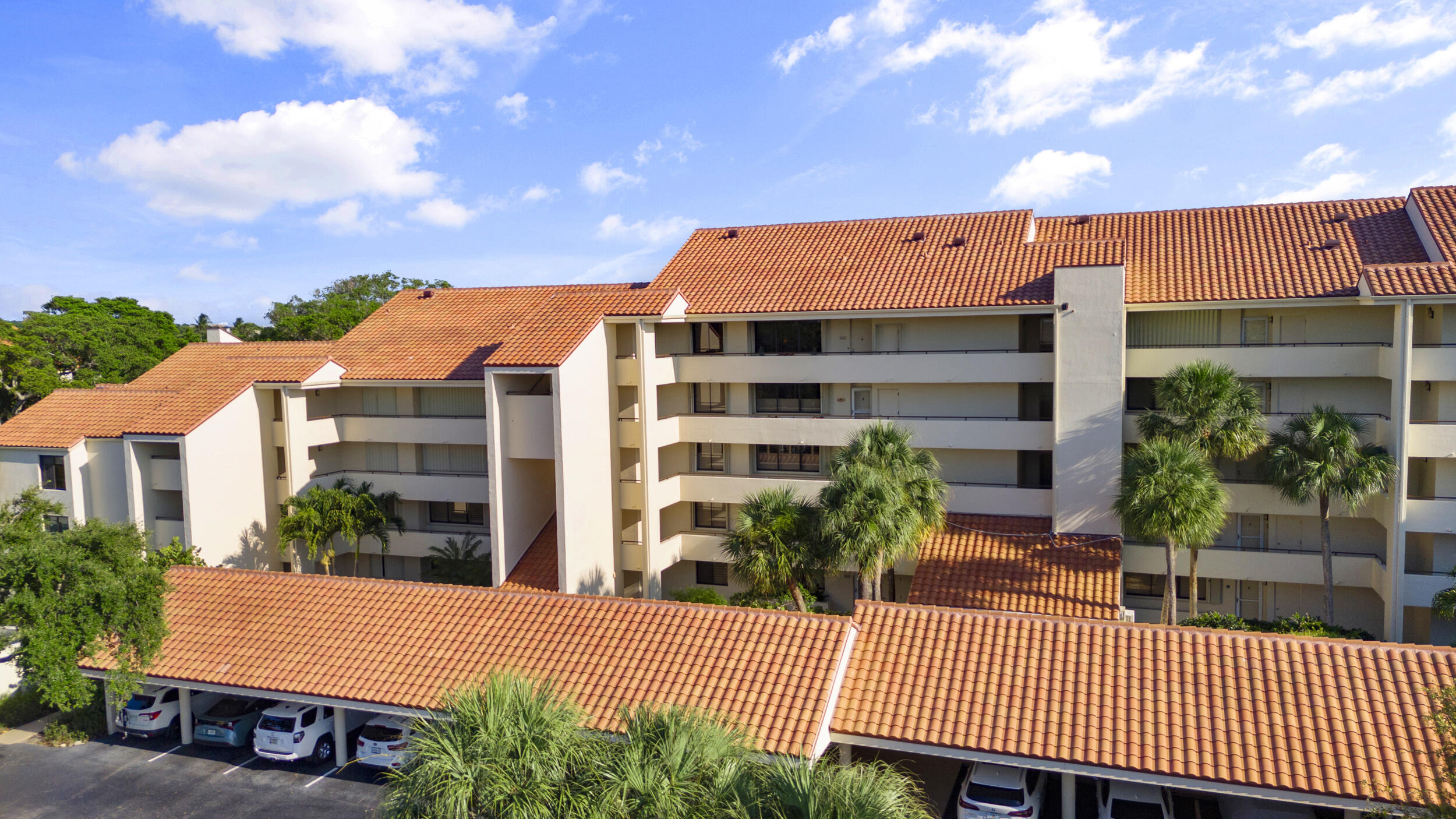 BAHAMA CONDO - Residential