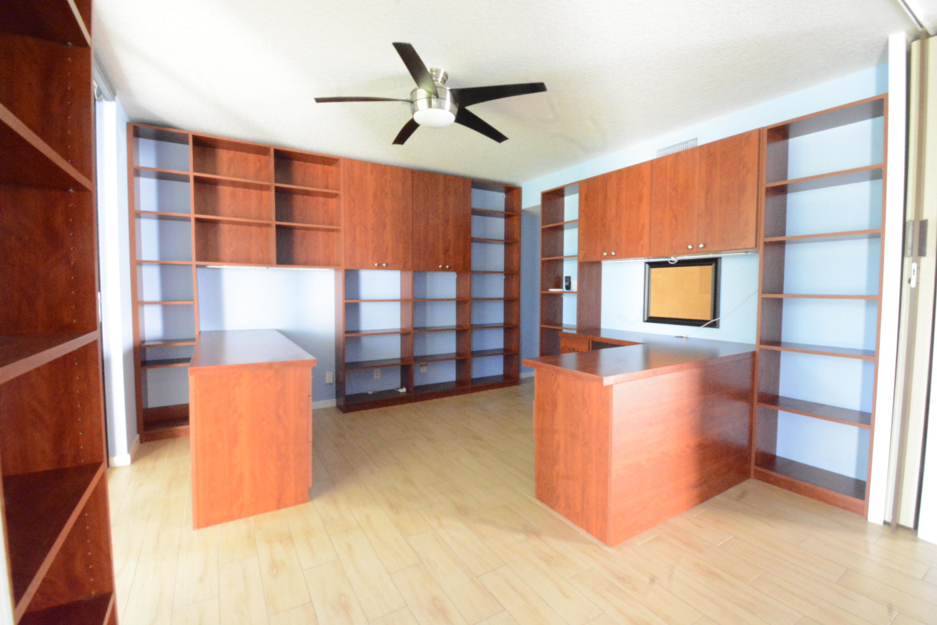 BAHAMA CONDO - Residential