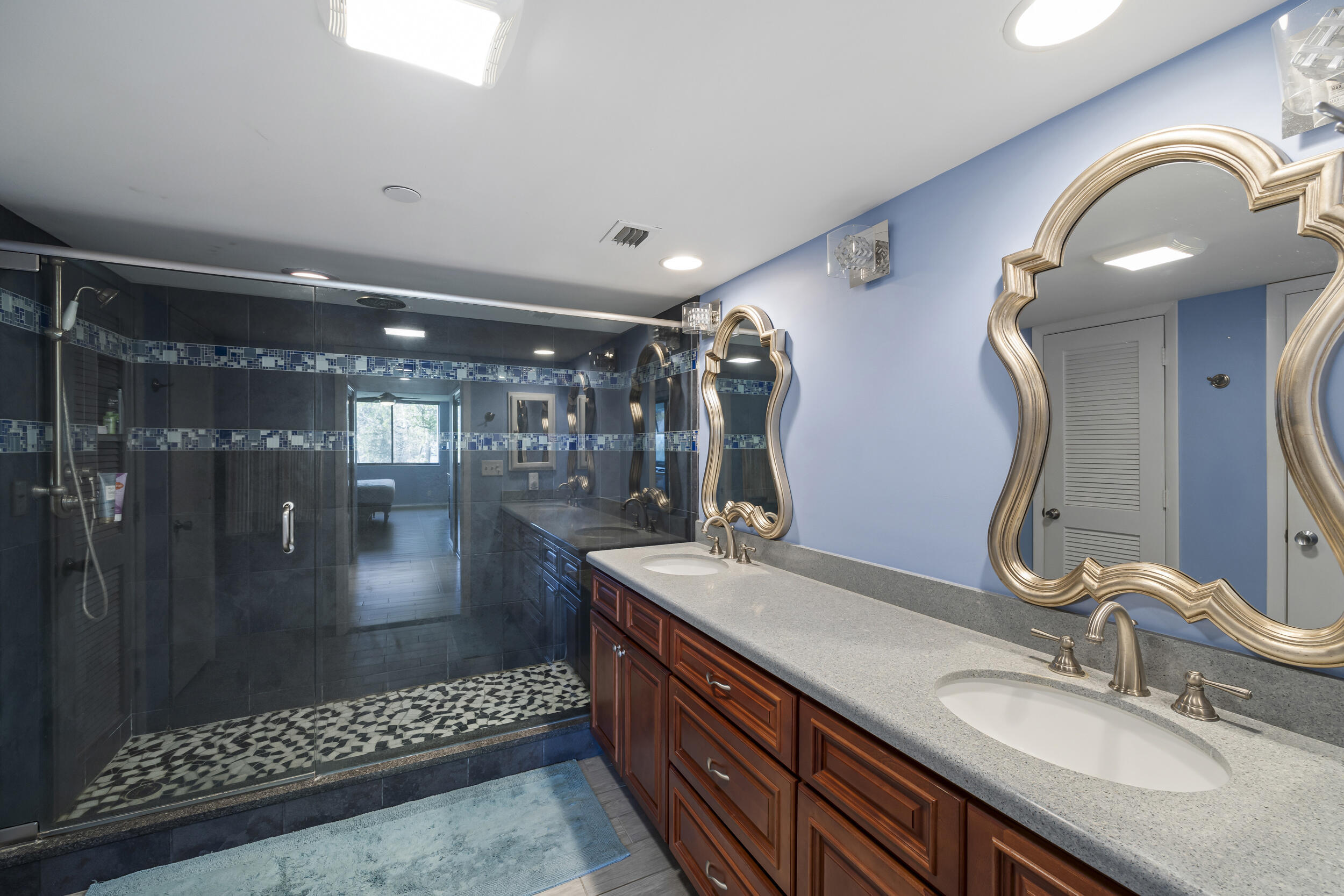 BAHAMA CONDO - Residential