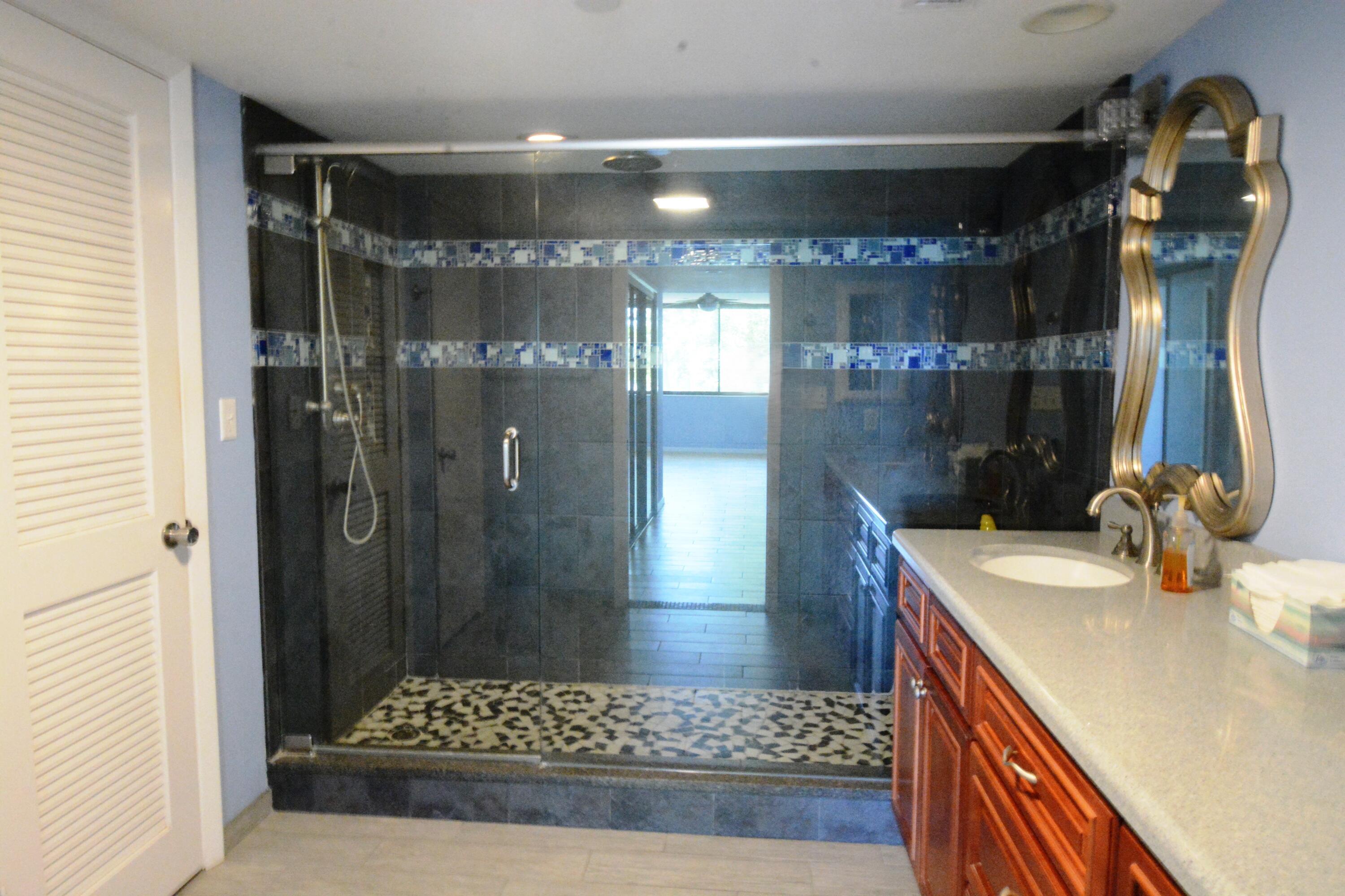 BAHAMA CONDO - Residential