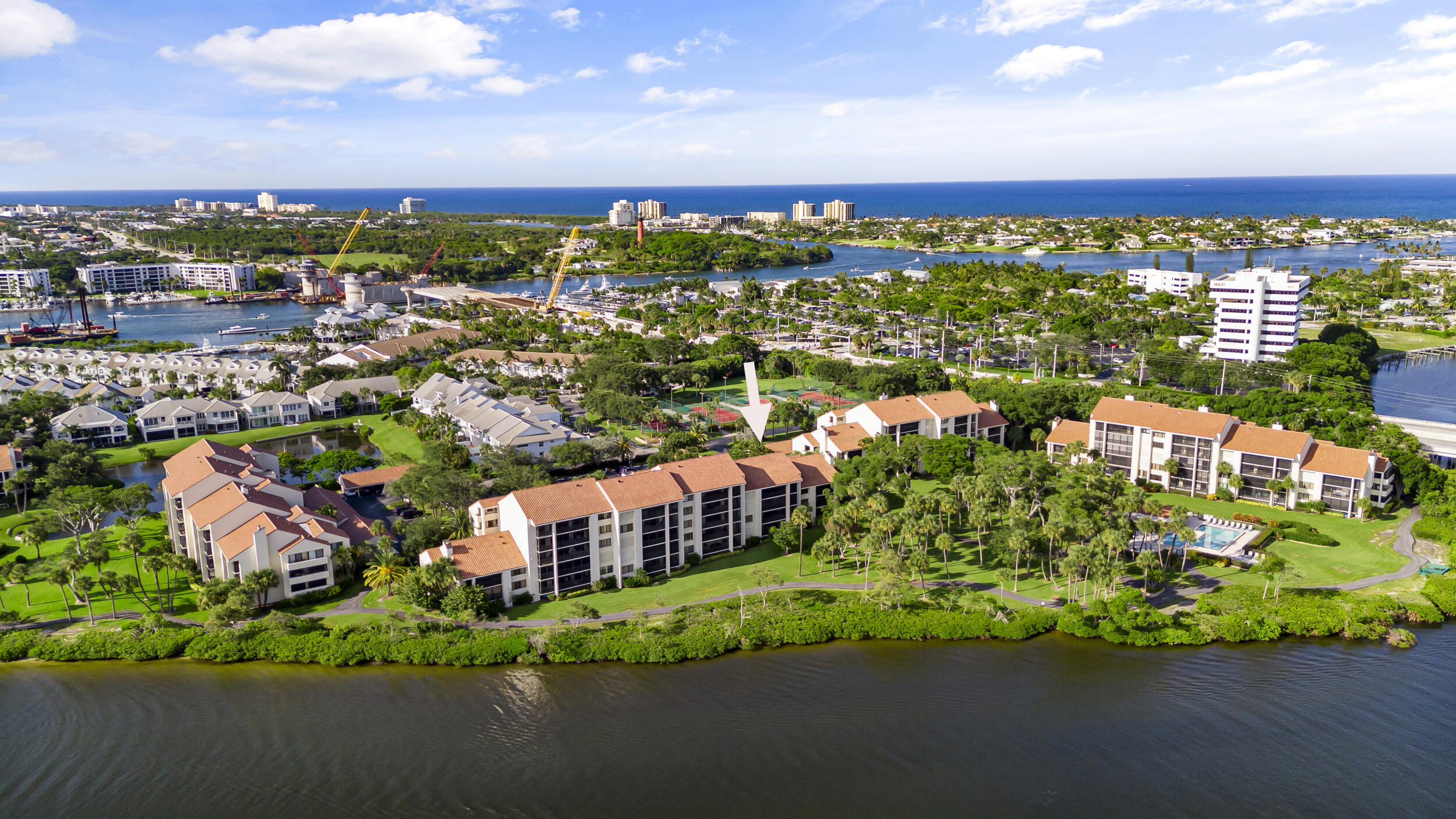 BAHAMA CONDO - Residential