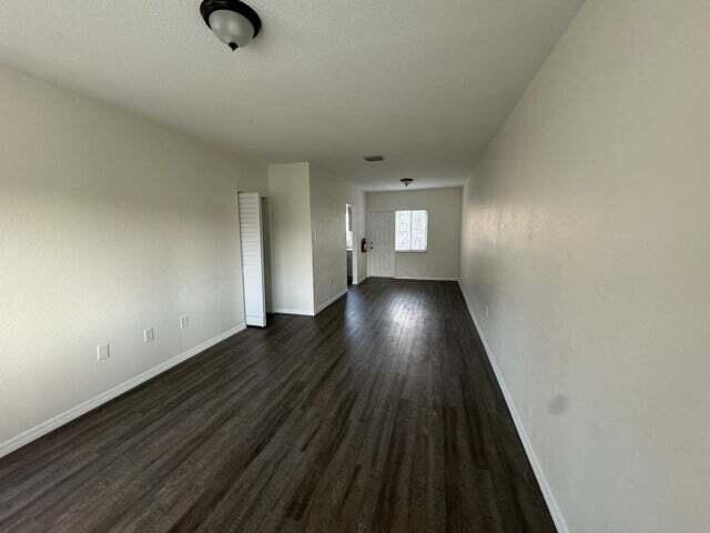 SUNSET PALM VILLAS CONDO - Residential