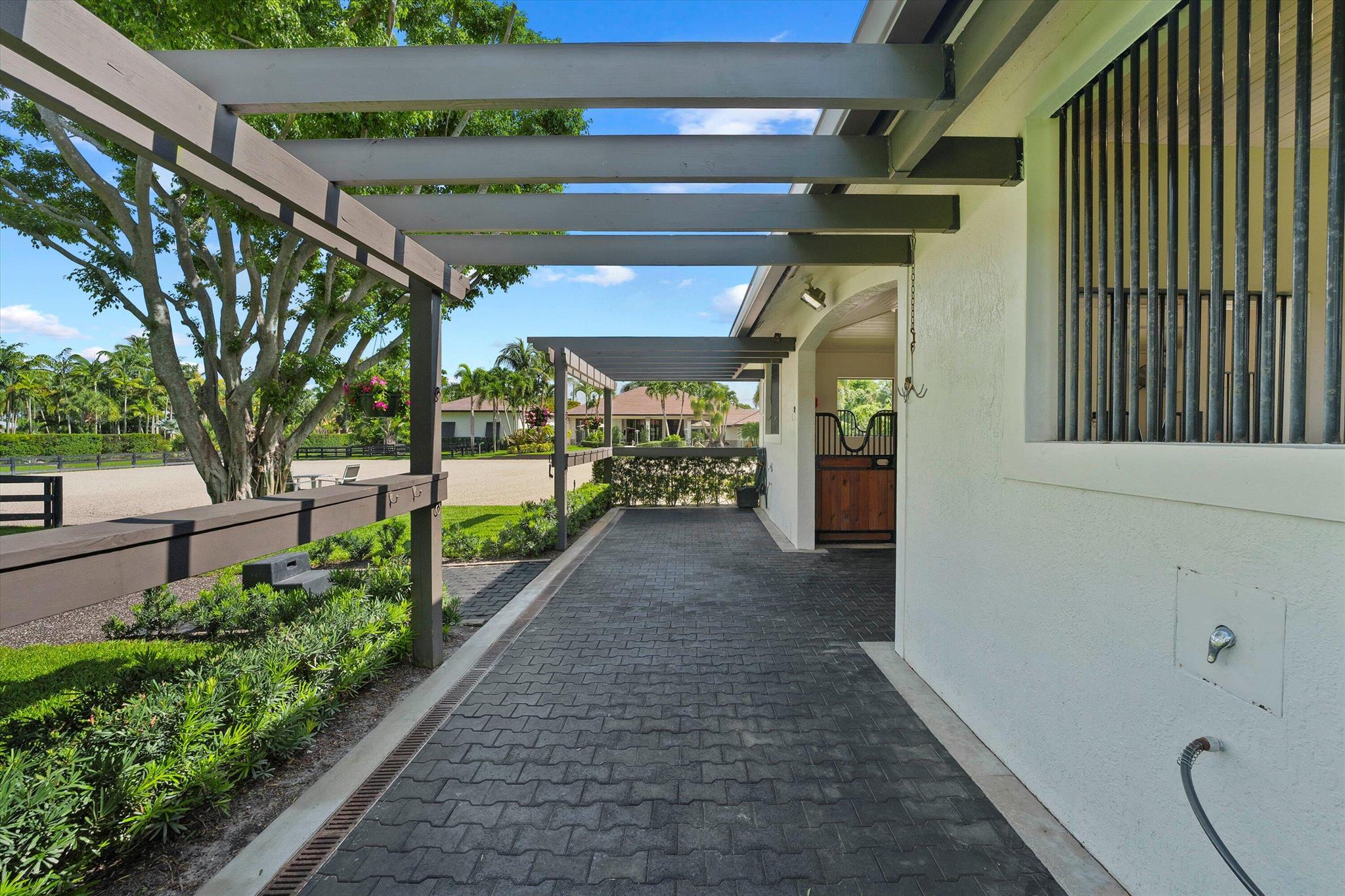 PADDOCK PARK 2 OF WELLINGTON - Residential