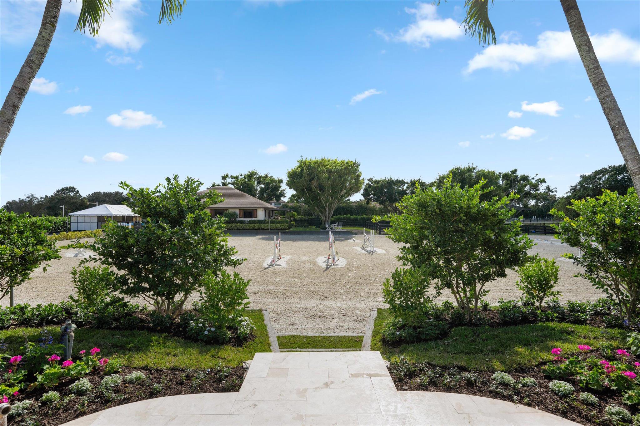 PADDOCK PARK 2 OF WELLINGTON - Residential