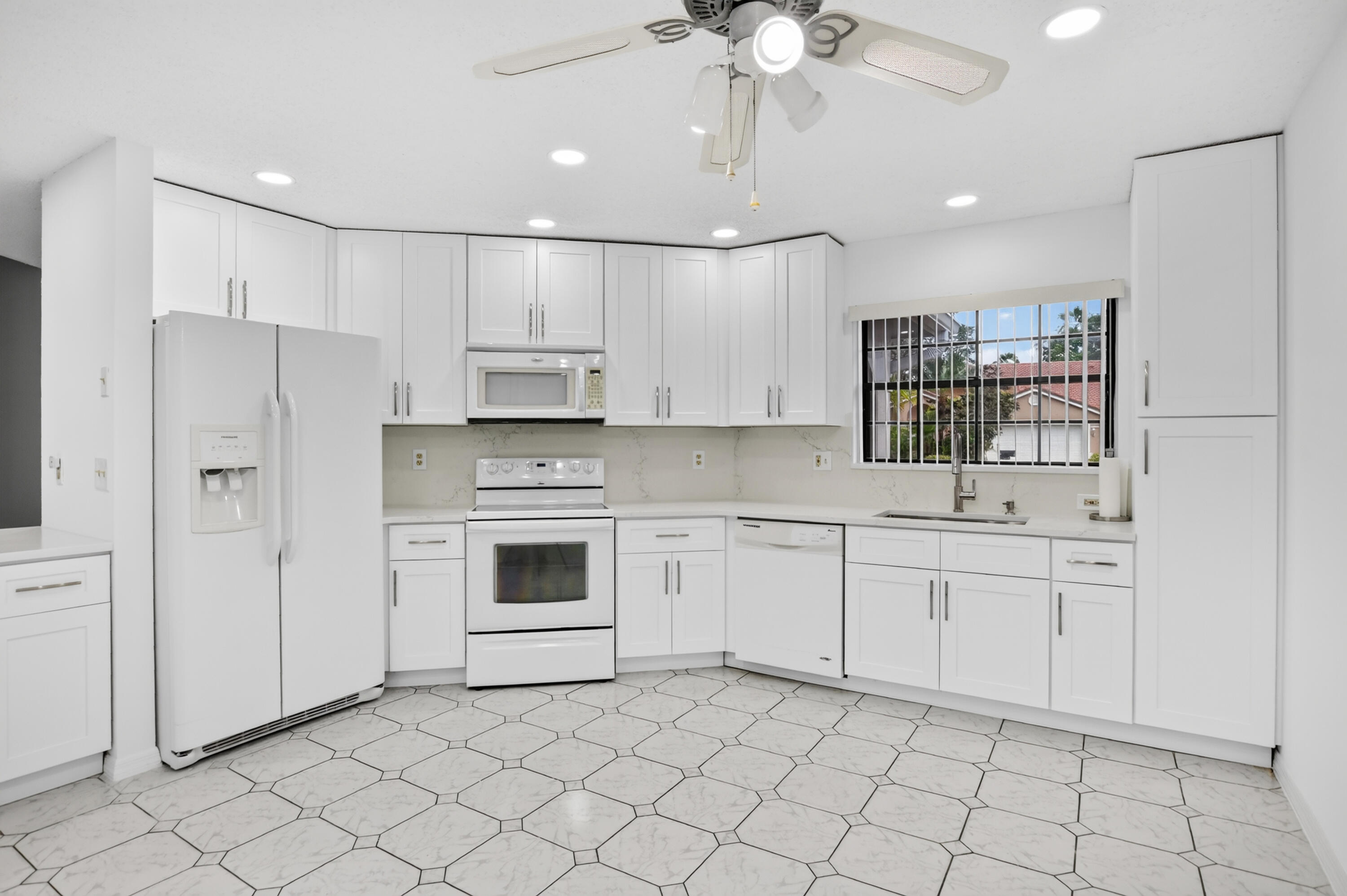 WATERBERRY SEC 4 - Residential