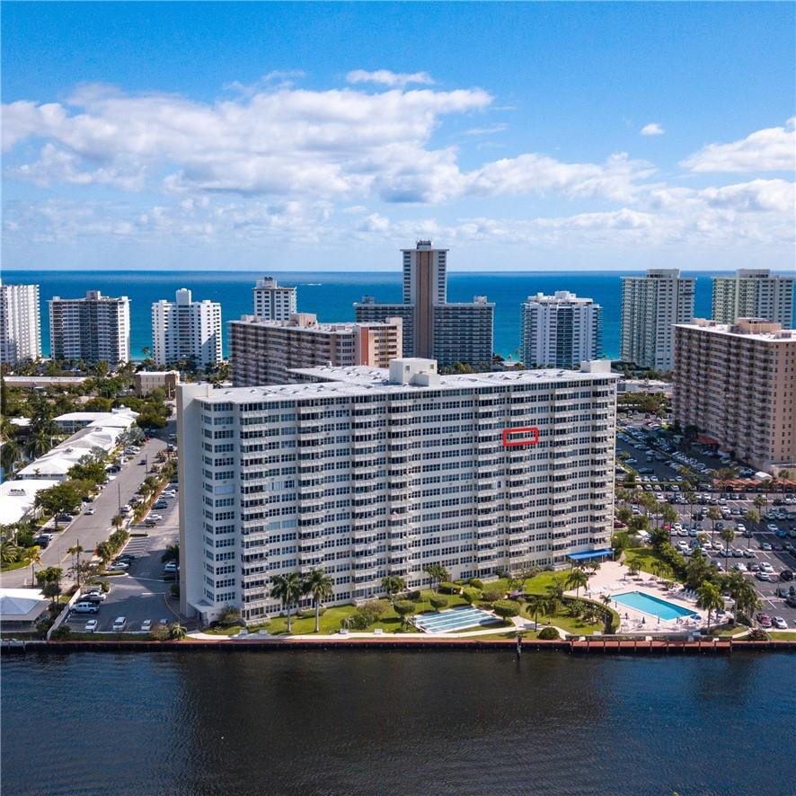 Coral Ridge Towers North - Residential