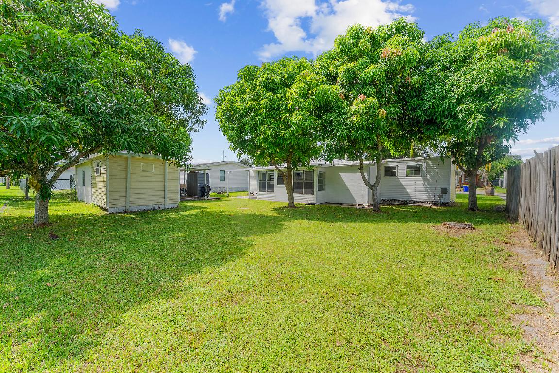 MOBILE HOME GARDENS - Residential