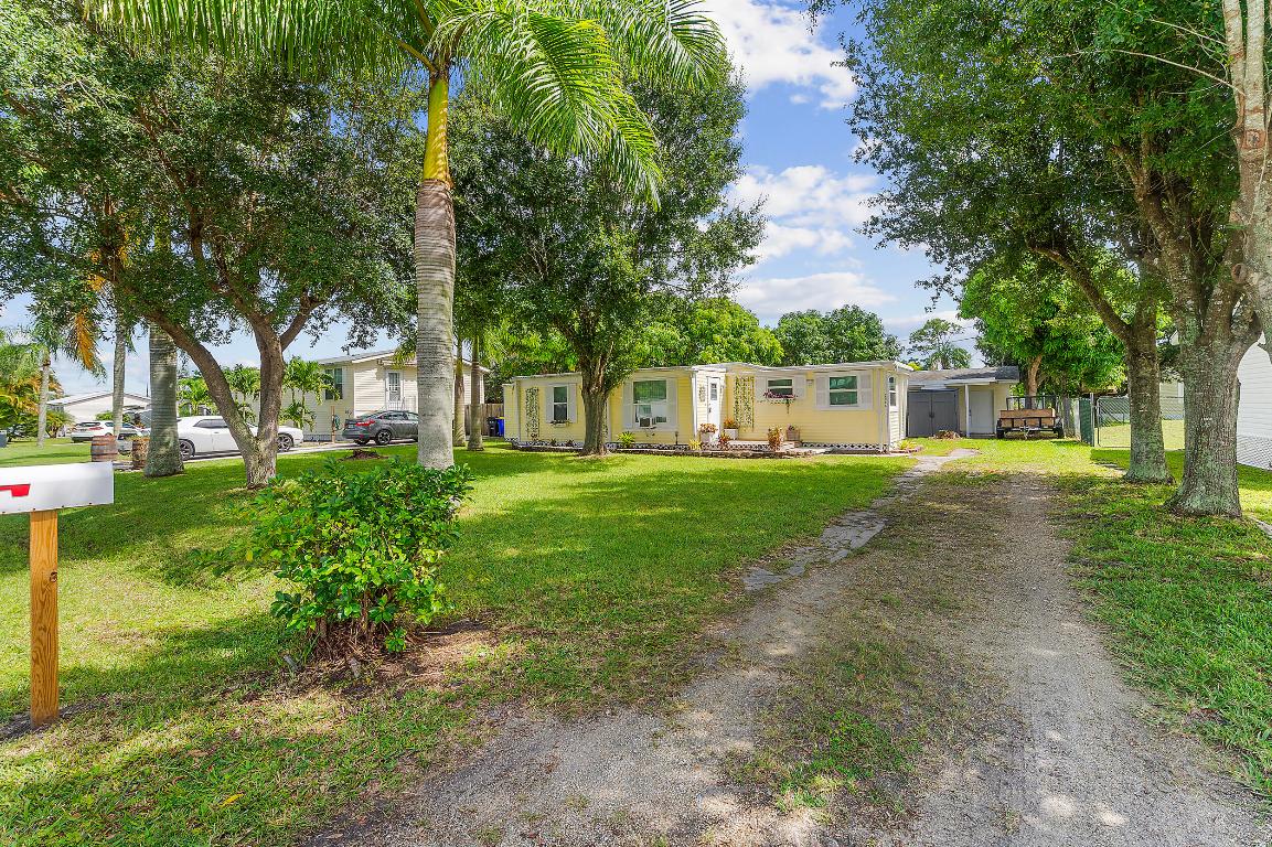 MOBILE HOME GARDENS - Residential