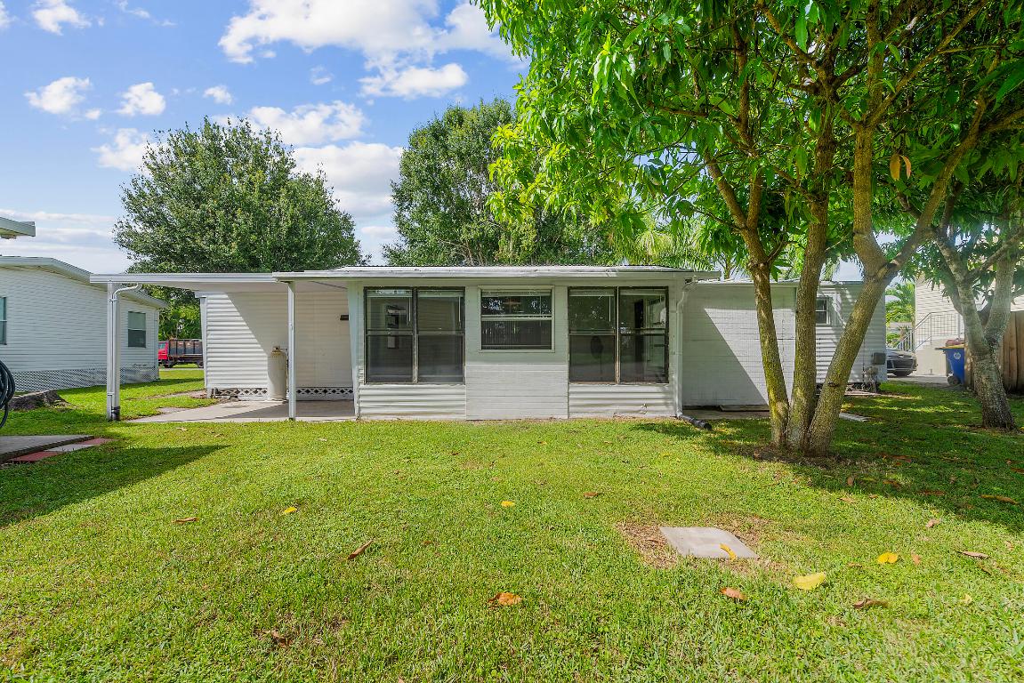 MOBILE HOME GARDENS - Residential