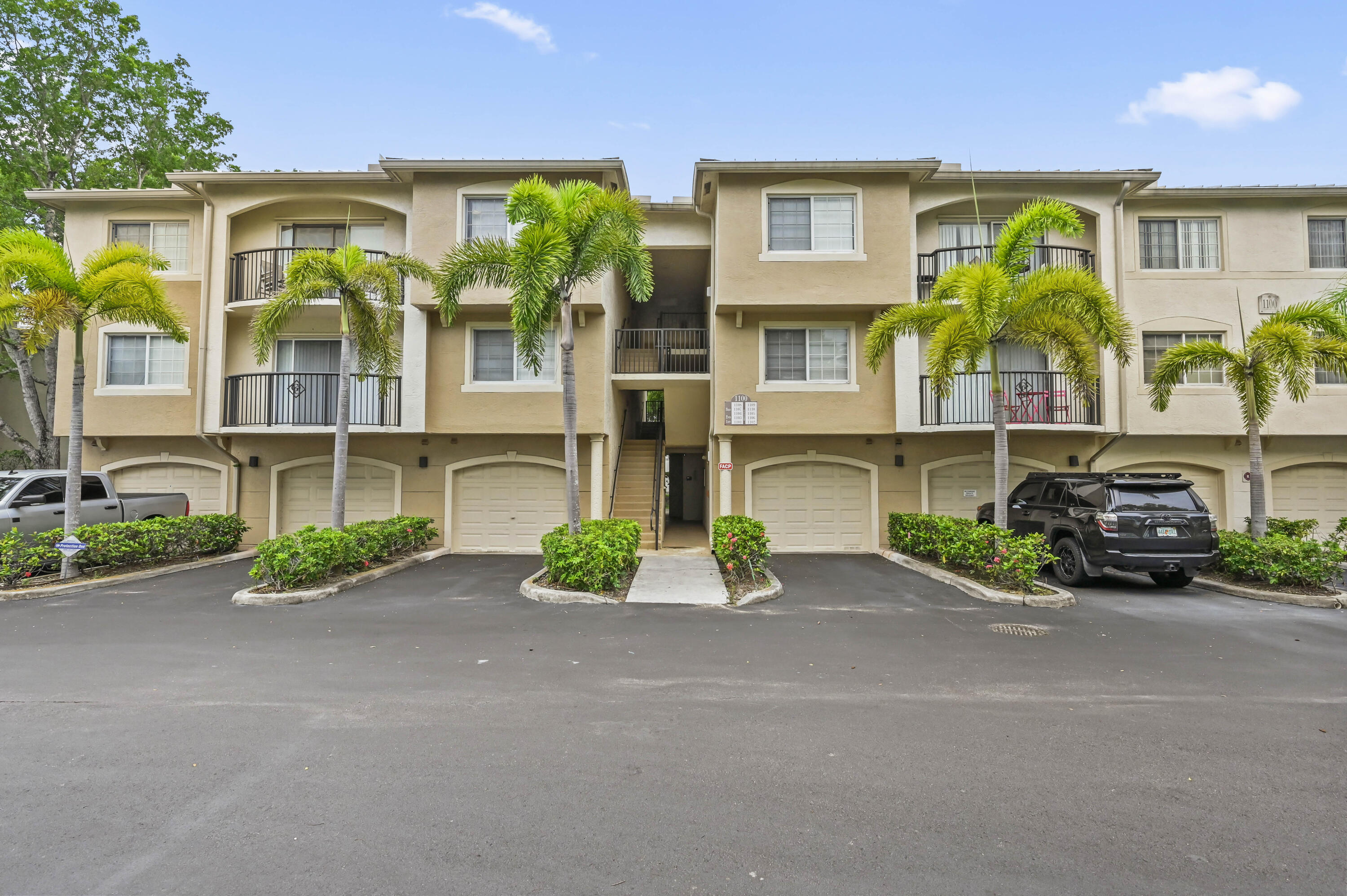 Welcome to this charming two-bedroom, two-bathroom condominium located in Grand View at Crestwood Condo in Royal Palm Beach. This thoughtfully designed residence spans 1,128 square feet. As a waterfront property, this condo provides a unique setting with aquatic access and natural surroundings. The well-appointed floor plan includes two full bathrooms and comfortable bedrooms. The community offers a pool, tennis courts, game room and a fitness center, Great central location.