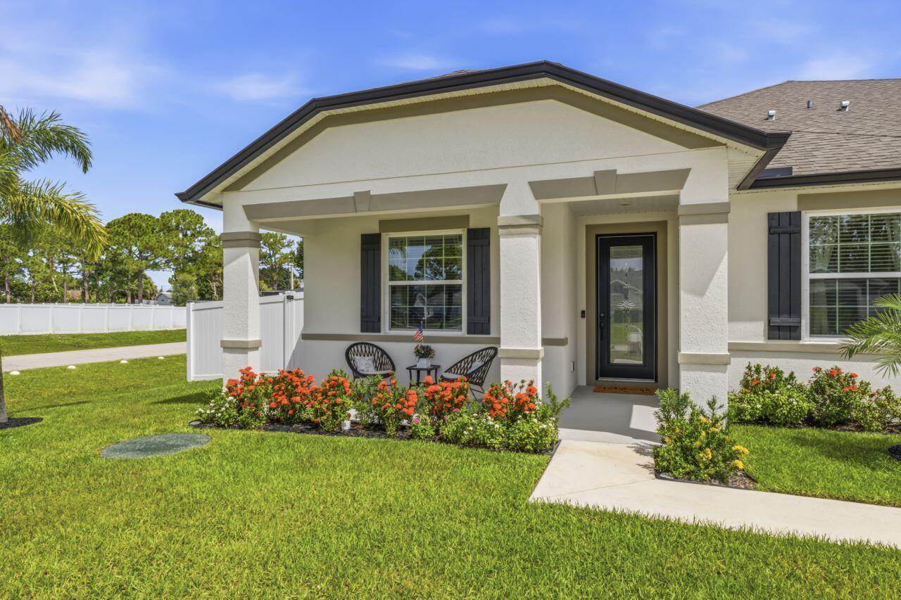 PORT ST LUCIE SECTION 13 - Residential