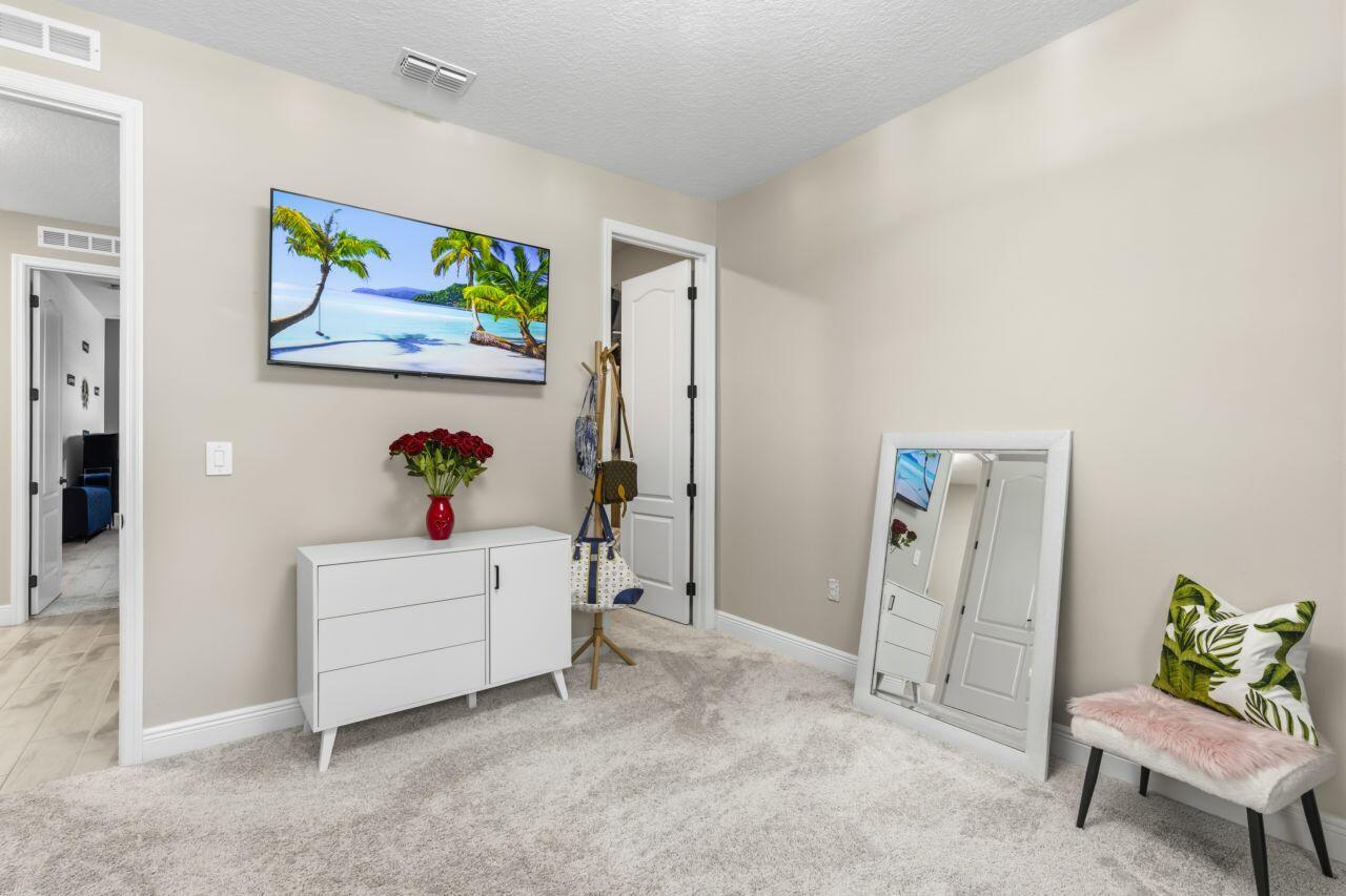 PORT ST LUCIE SECTION 13 - Residential