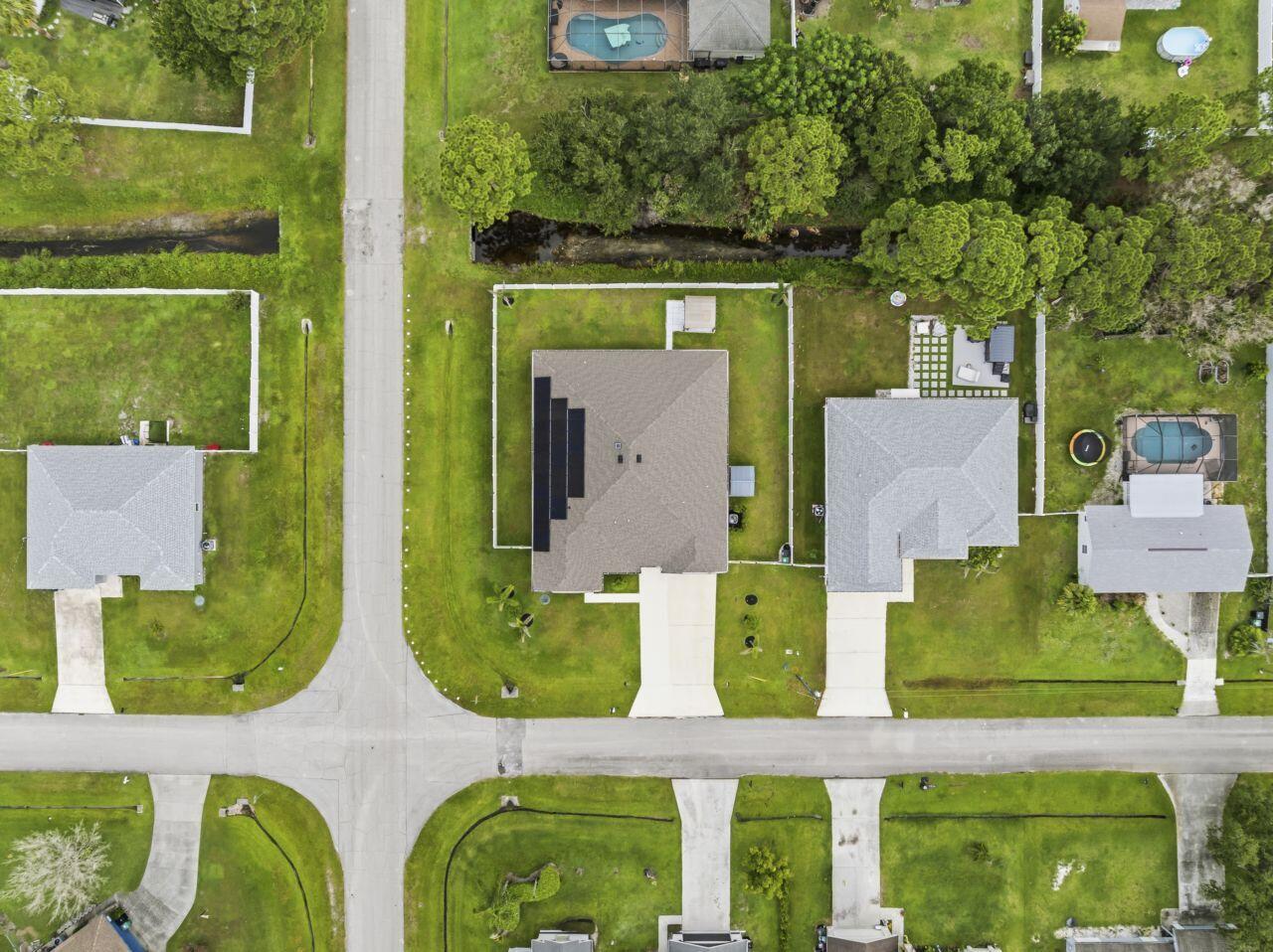PORT ST LUCIE SECTION 13 - Residential