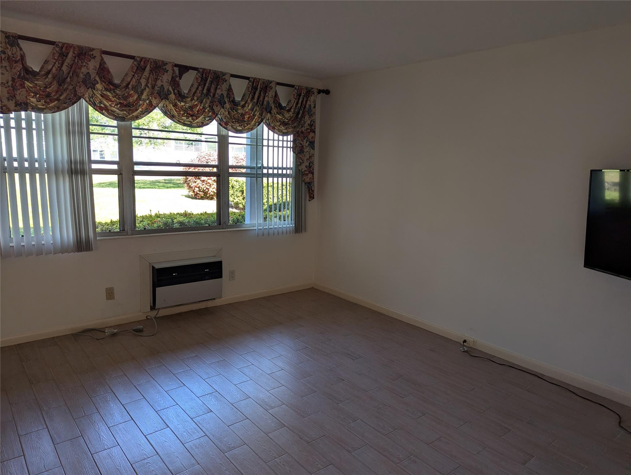 Oakridge M - Residential