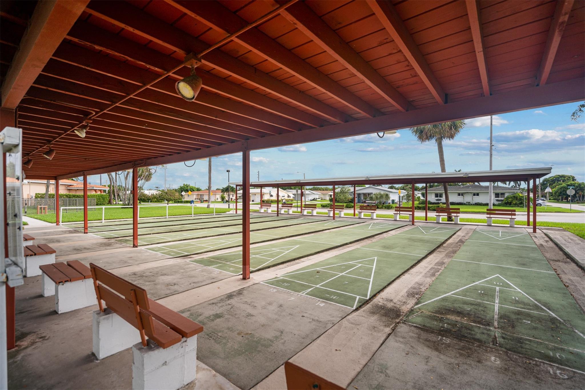 Mainlands Of Tamarac Lake - Residential