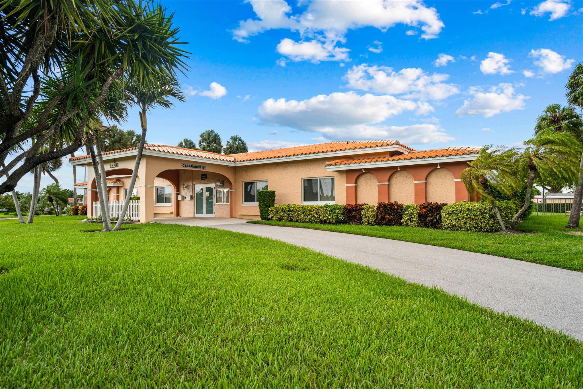 Mainlands Of Tamarac Lake - Residential