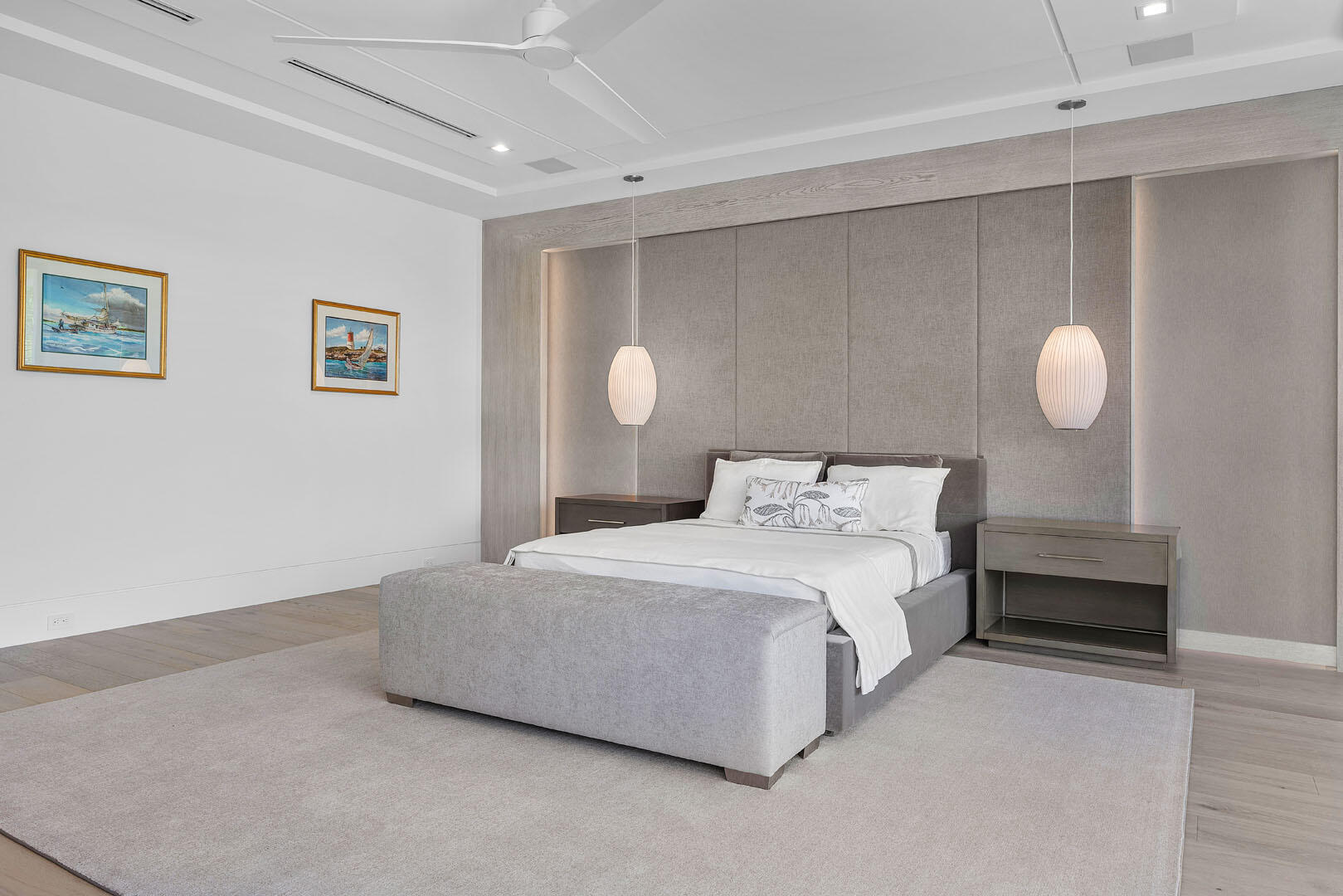 ROYAL PALM YACHT & COUNTRY CLUB - Residential