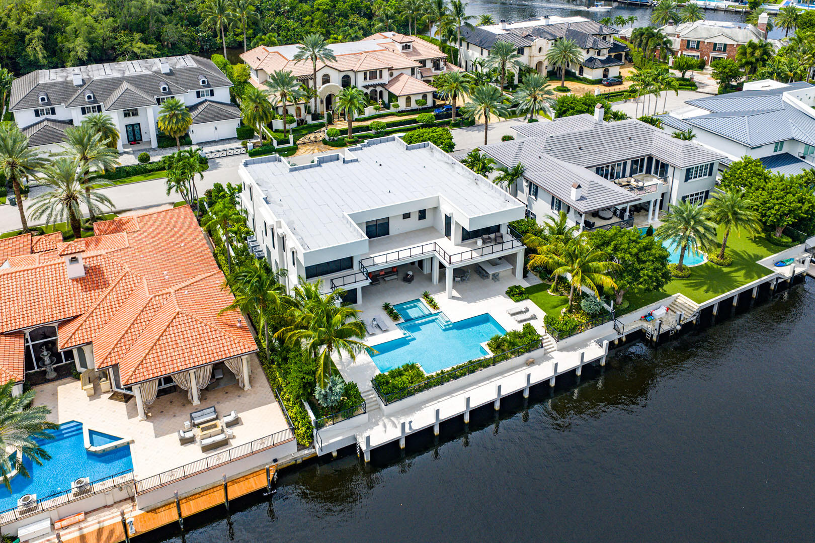ROYAL PALM YACHT & COUNTRY CLUB - Residential