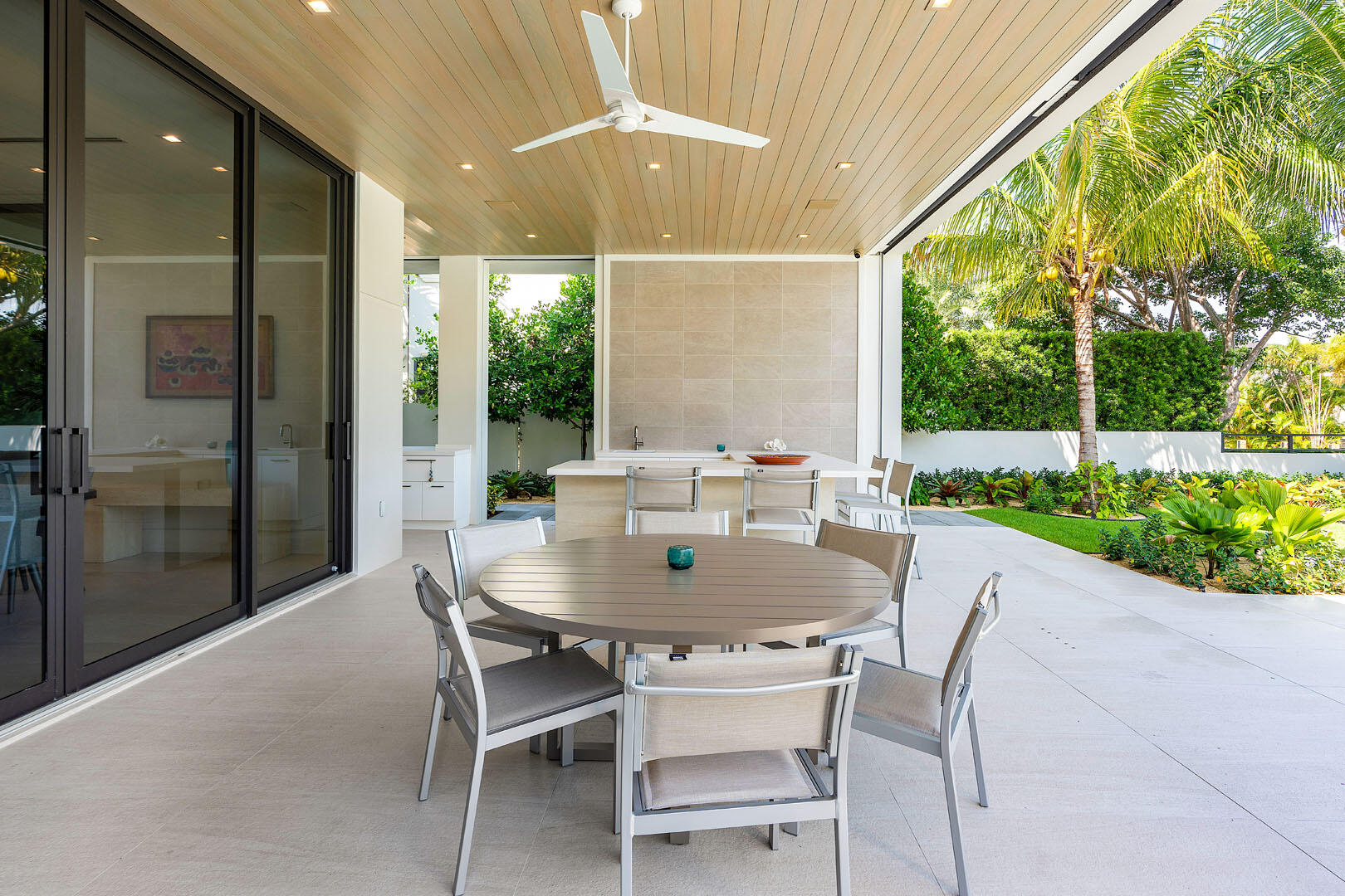 ROYAL PALM YACHT & COUNTRY CLUB - Residential