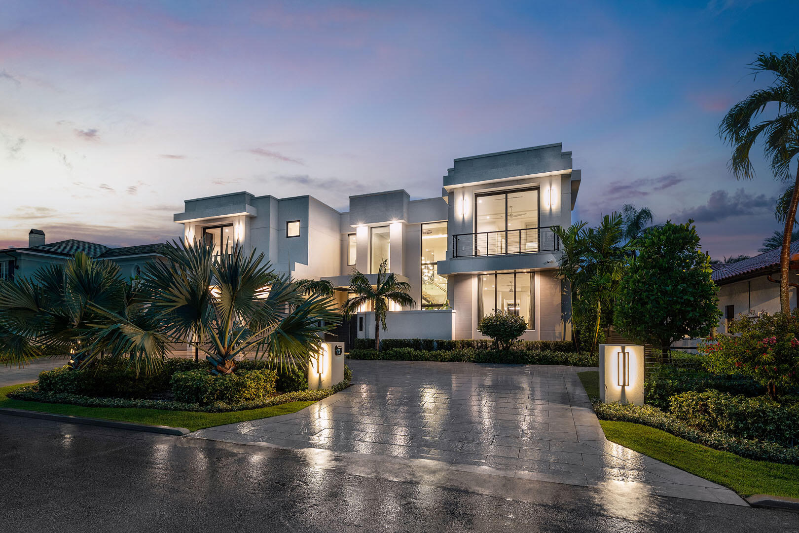 ROYAL PALM YACHT & COUNTRY CLUB - Residential