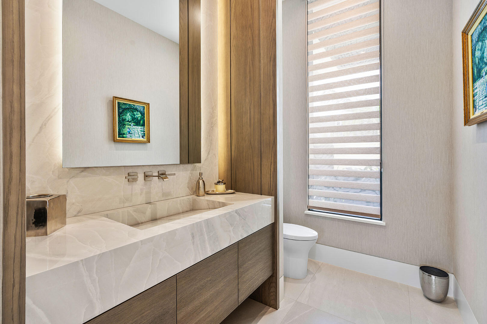 ROYAL PALM YACHT & COUNTRY CLUB - Residential