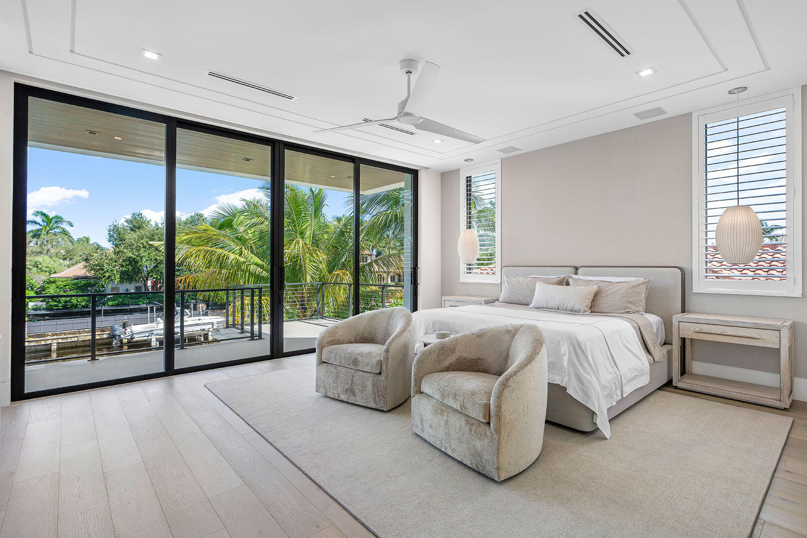 ROYAL PALM YACHT & COUNTRY CLUB - Residential