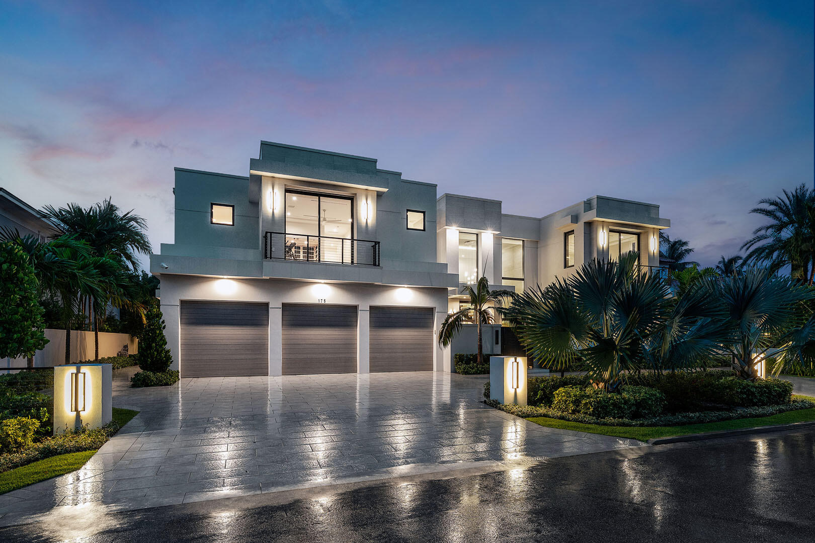 ROYAL PALM YACHT & COUNTRY CLUB - Residential