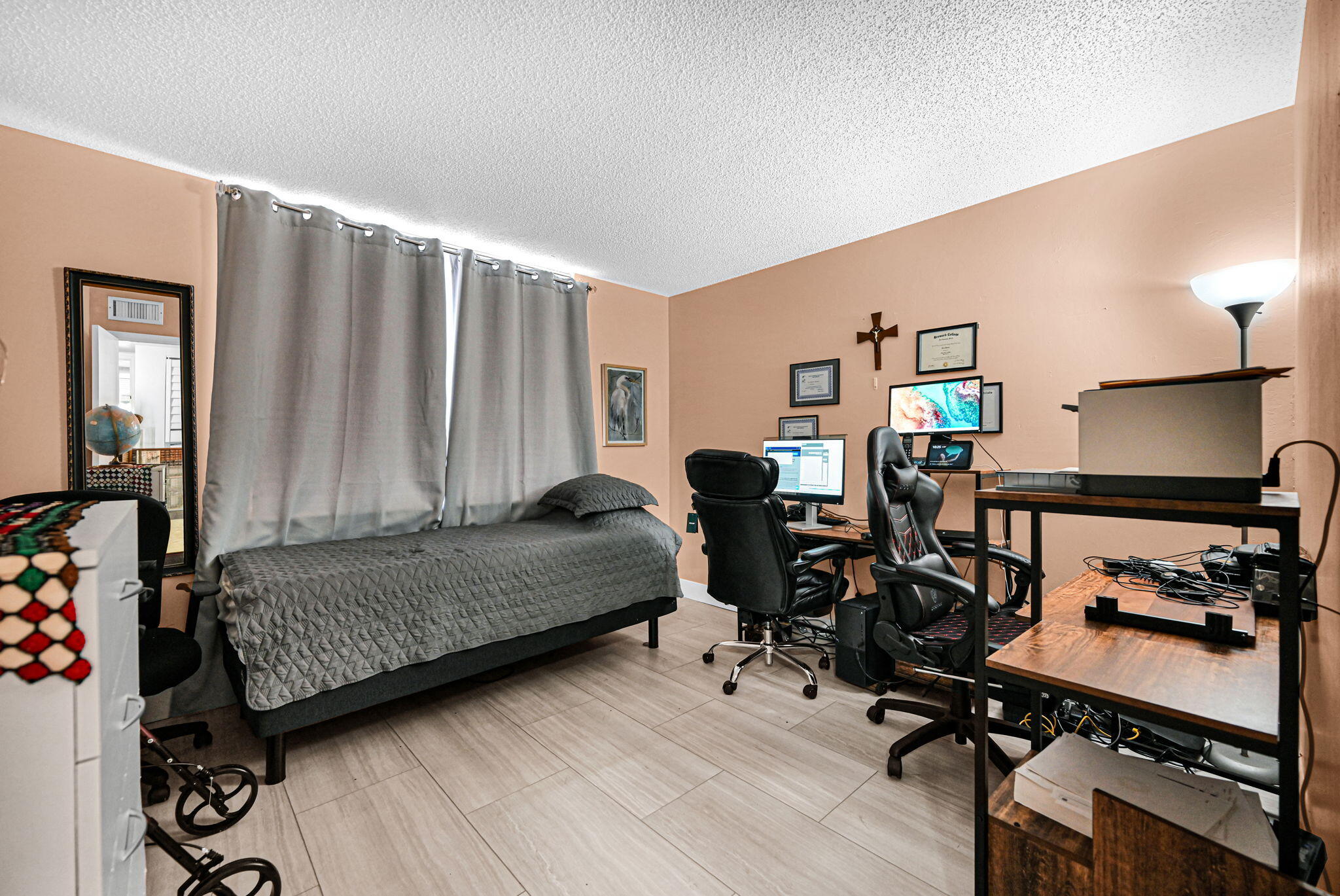 PALM LAKES CONDO - Residential