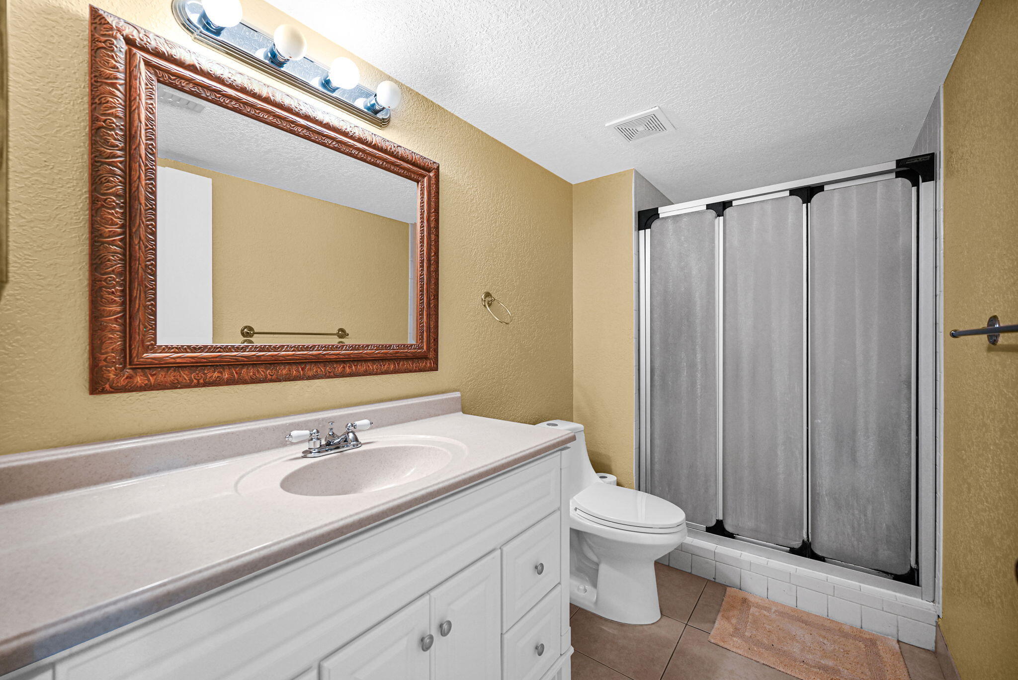 PALM LAKES CONDO - Residential