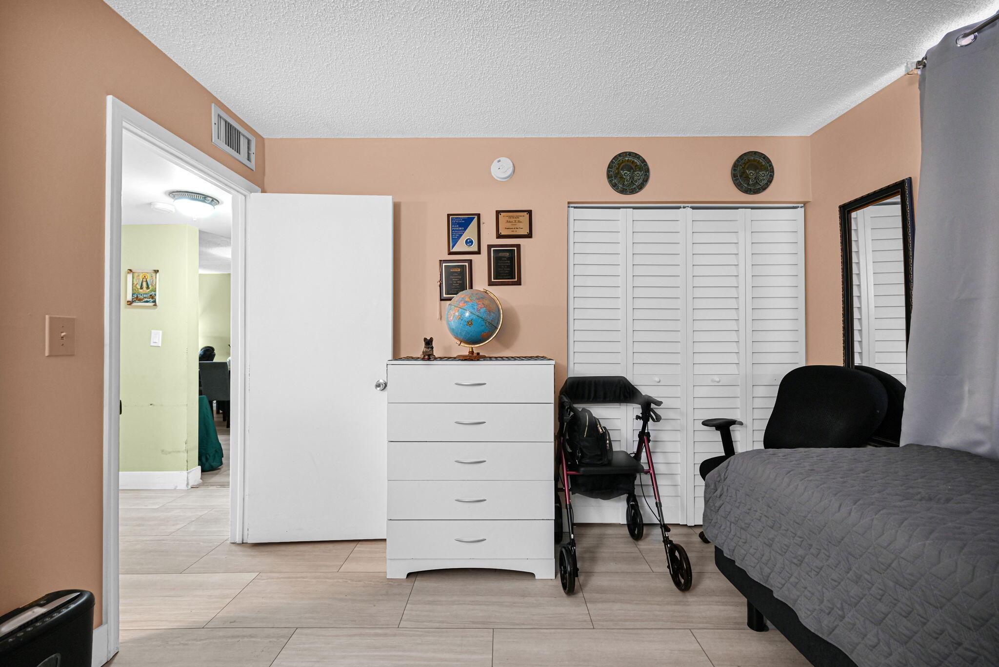 PALM LAKES CONDO - Residential