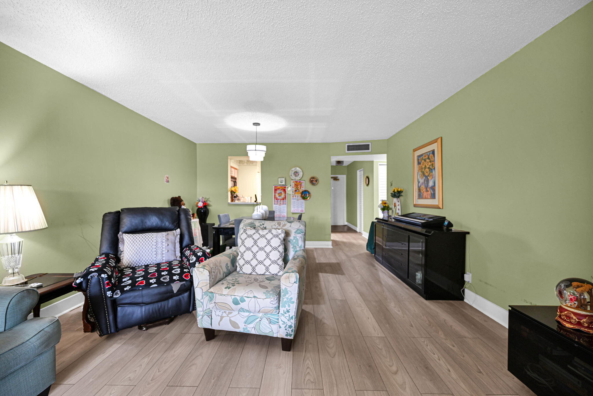 PALM LAKES CONDO - Residential