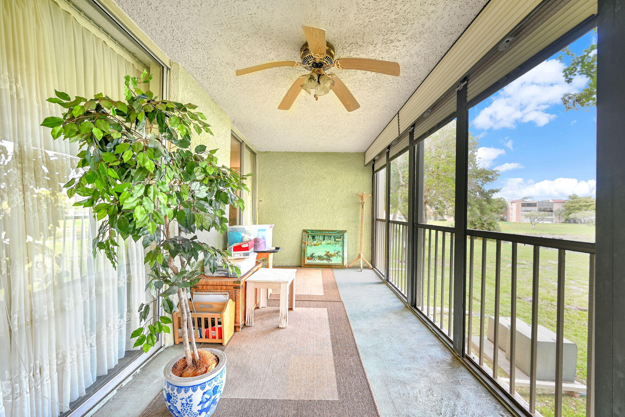 PALM LAKES CONDO - Residential