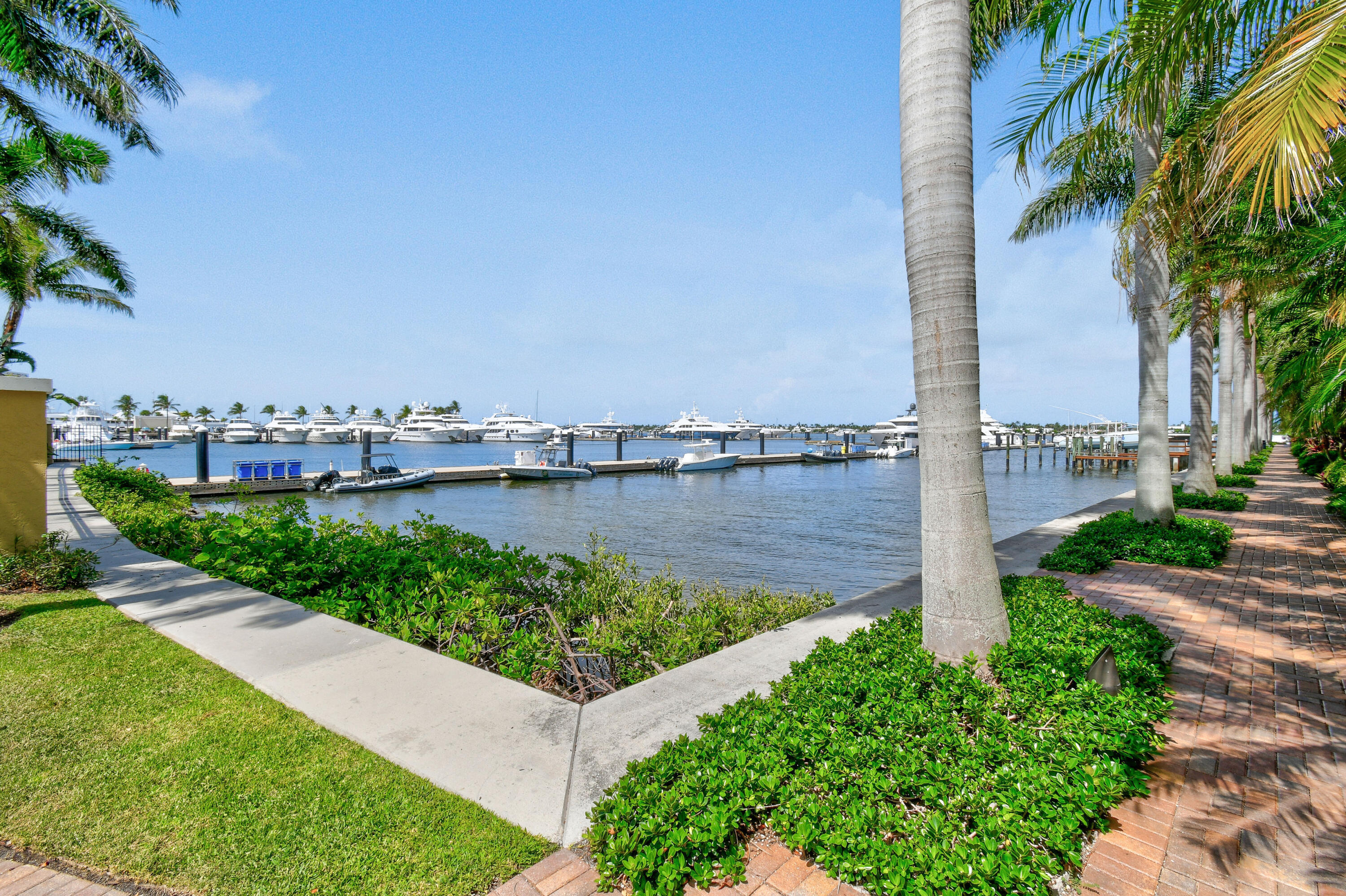 FLAGLER LANDING CONDO - Residential Lease