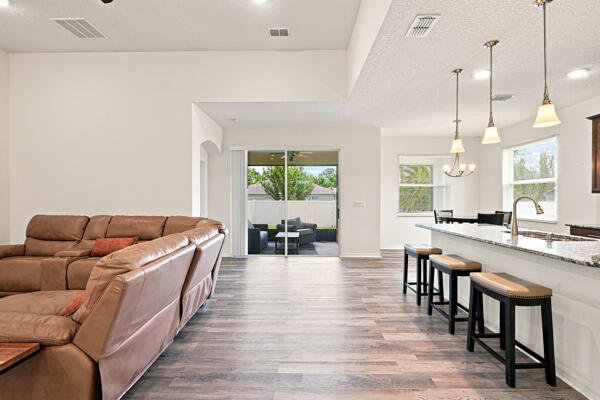 PORT ST LUCIE SECTION 11 - Residential