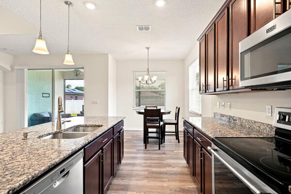 PORT ST LUCIE SECTION 11 - Residential