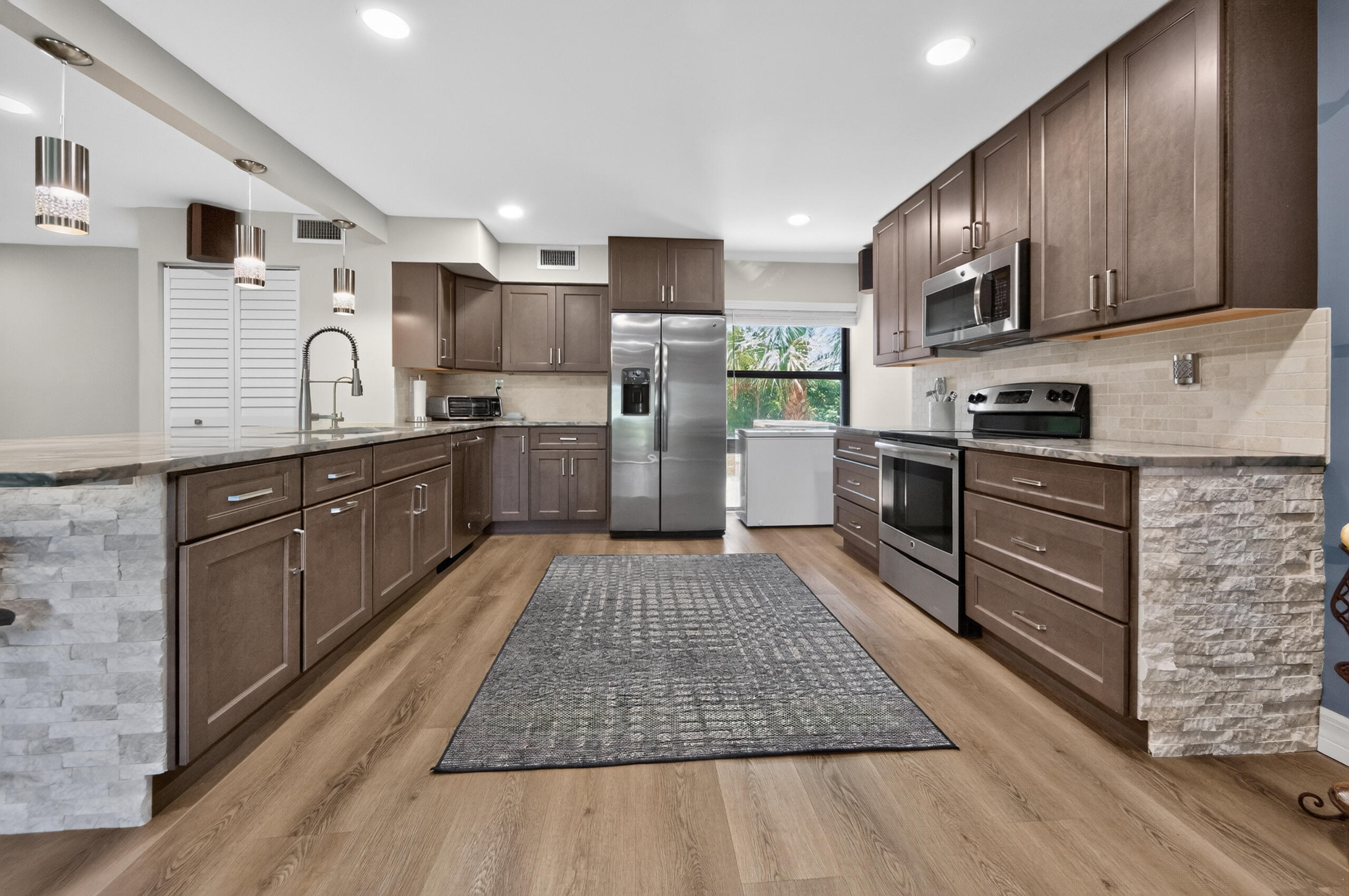 WOODHAVEN CONDO - Residential