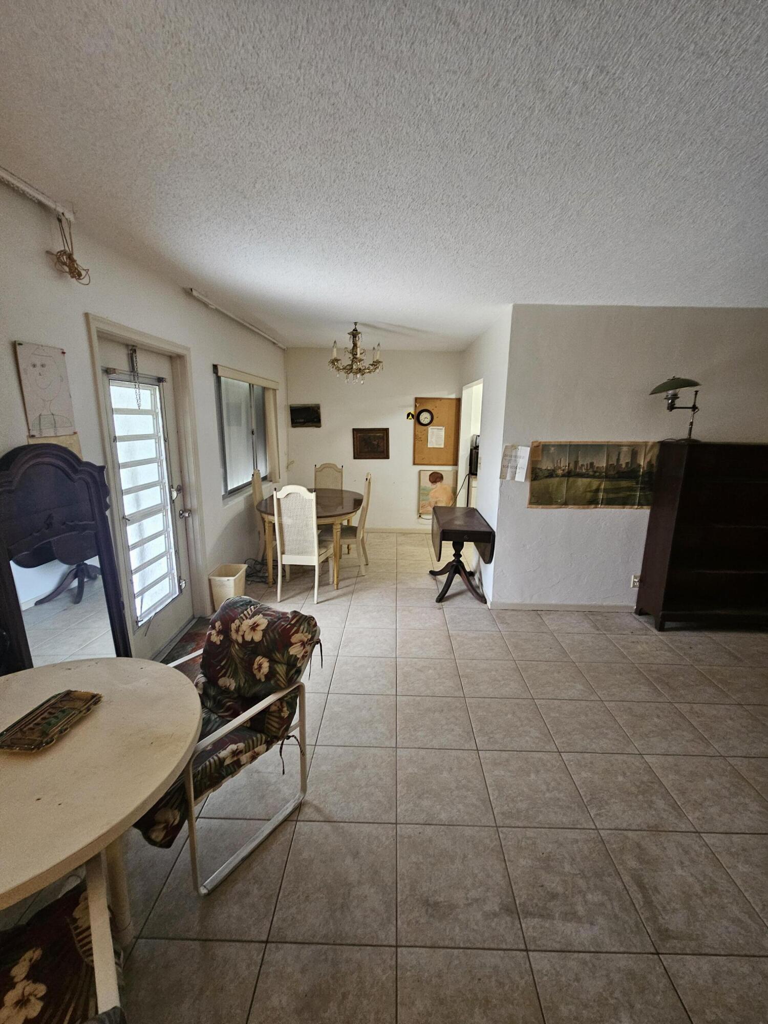 LAKESIDE POINT APT 11 CONDO - Residential Lease