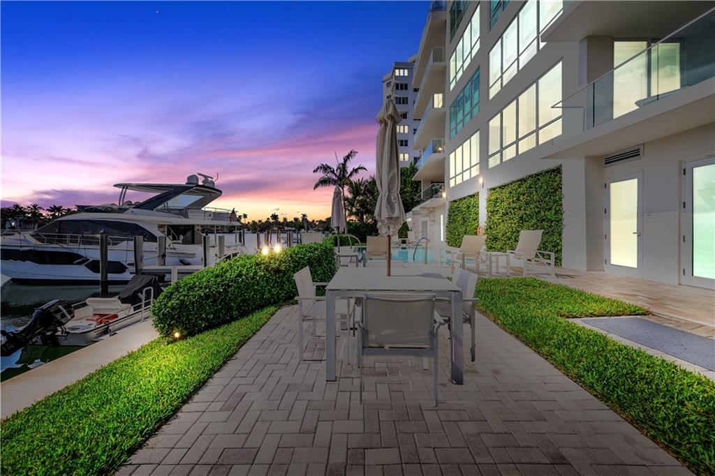 353 Sunset - Residential