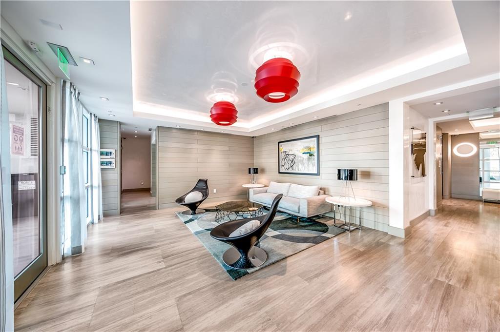 353 Sunset - Residential