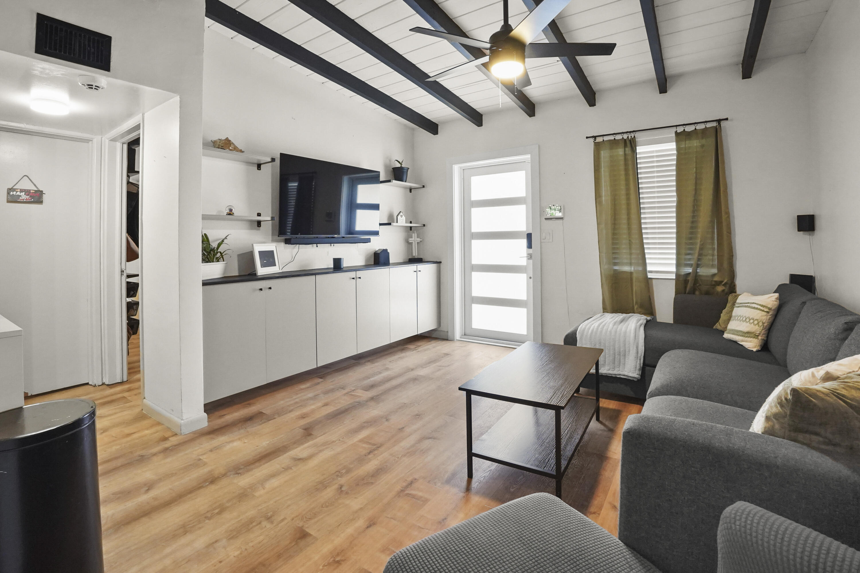 Lauderdale Manors - Residential