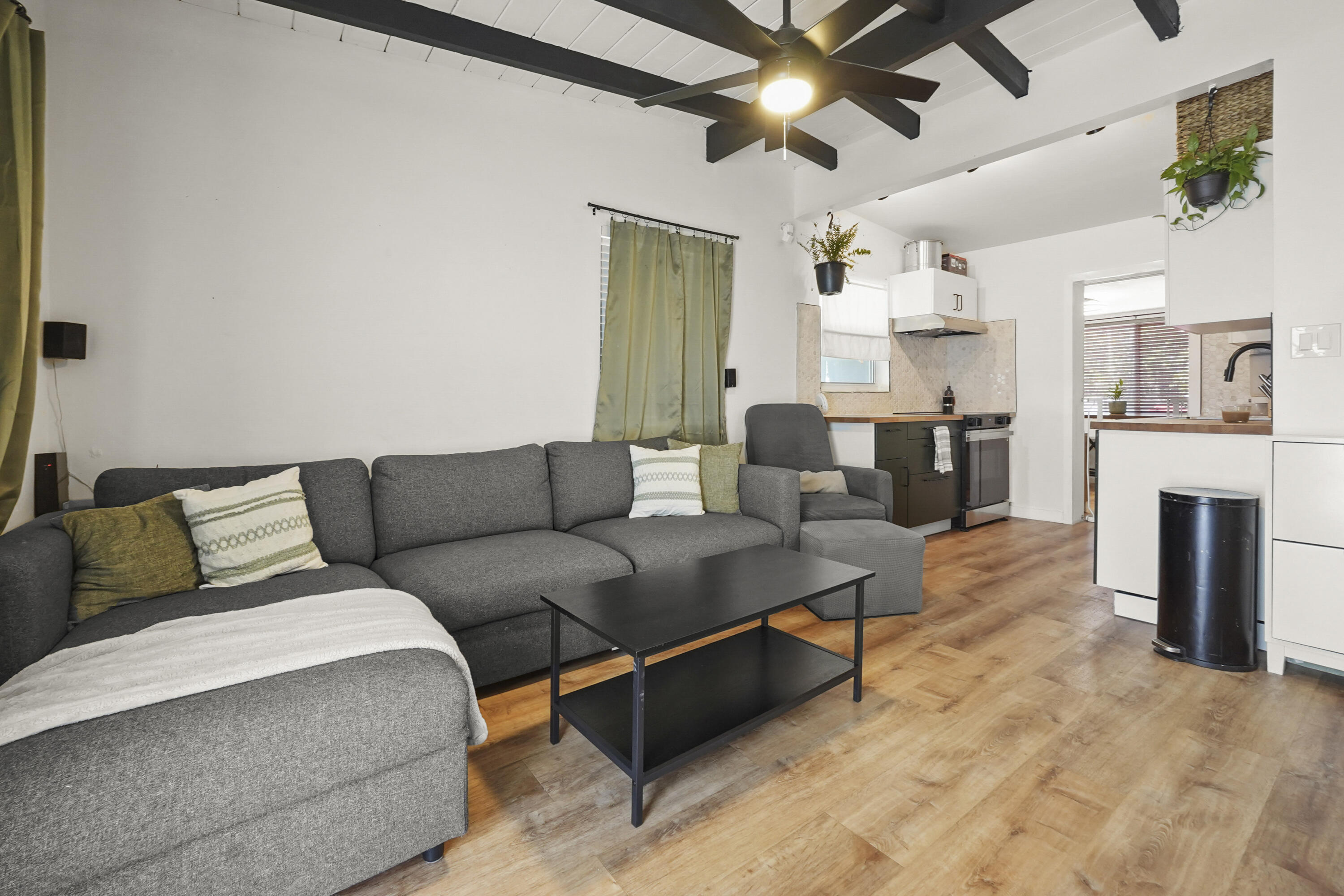 Lauderdale Manors - Residential