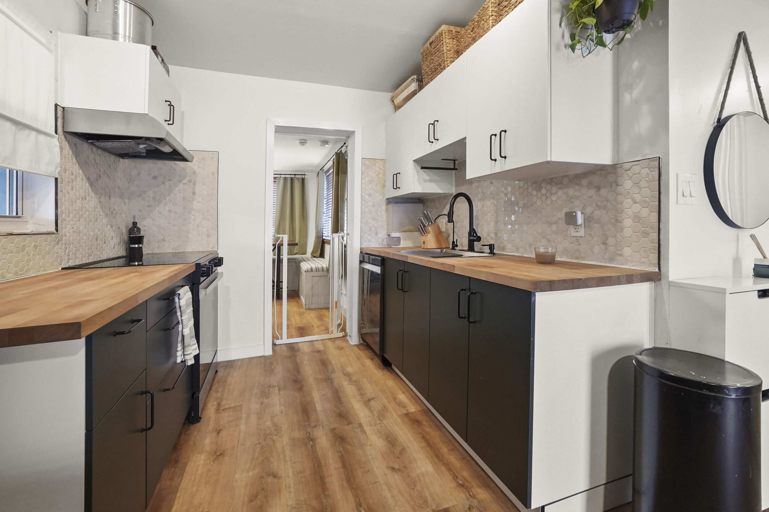 Lauderdale Manors - Residential