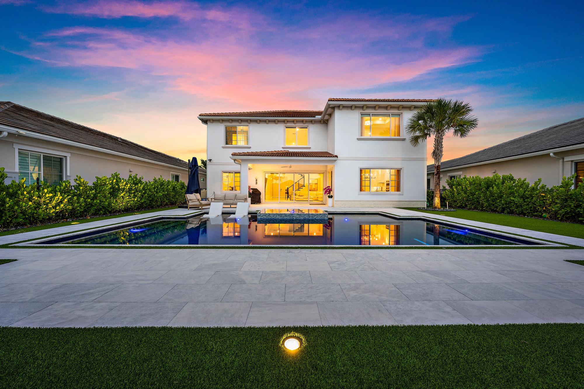 La Terre at Avenir - Residential
