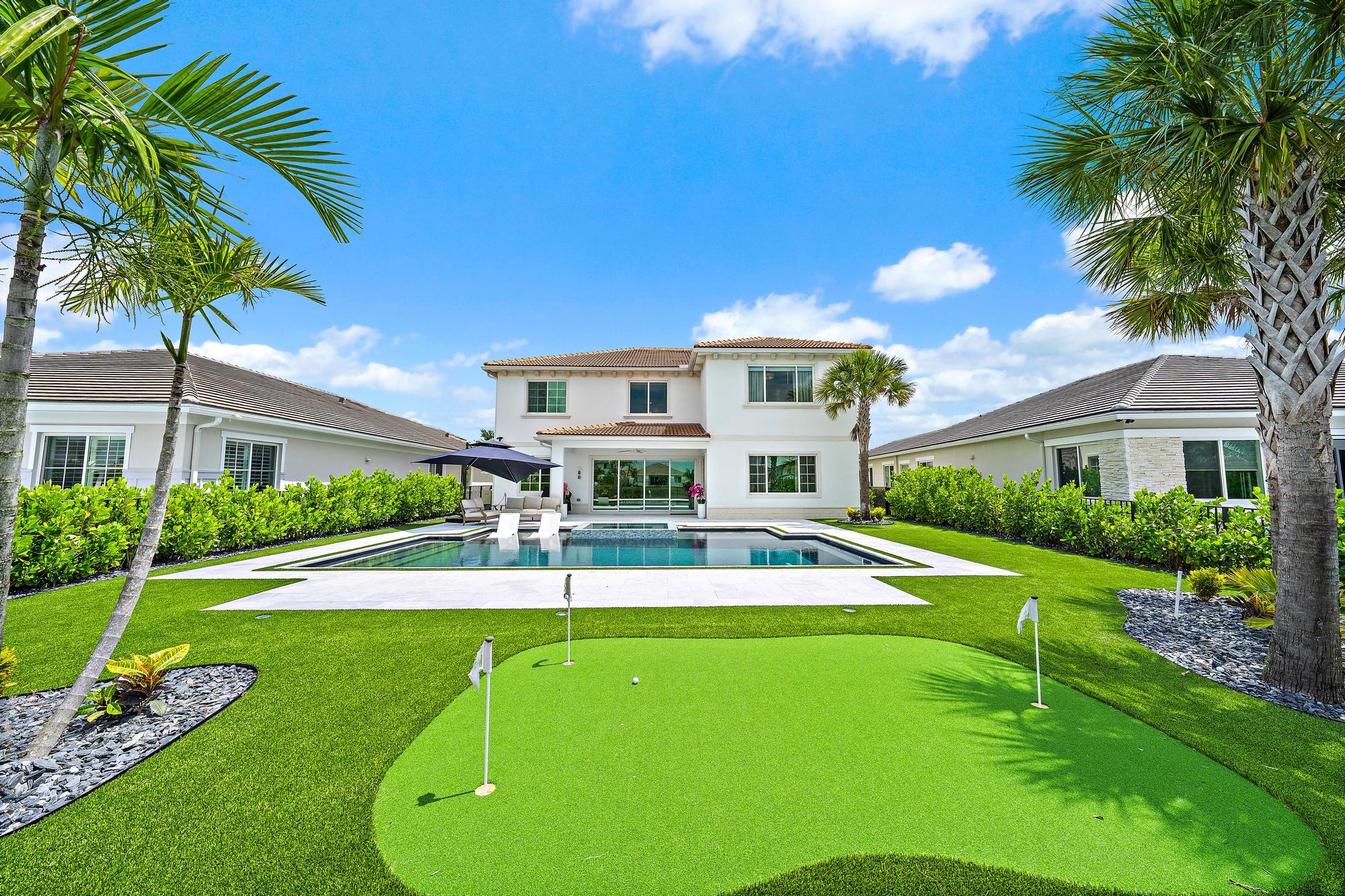 La Terre at Avenir - Residential