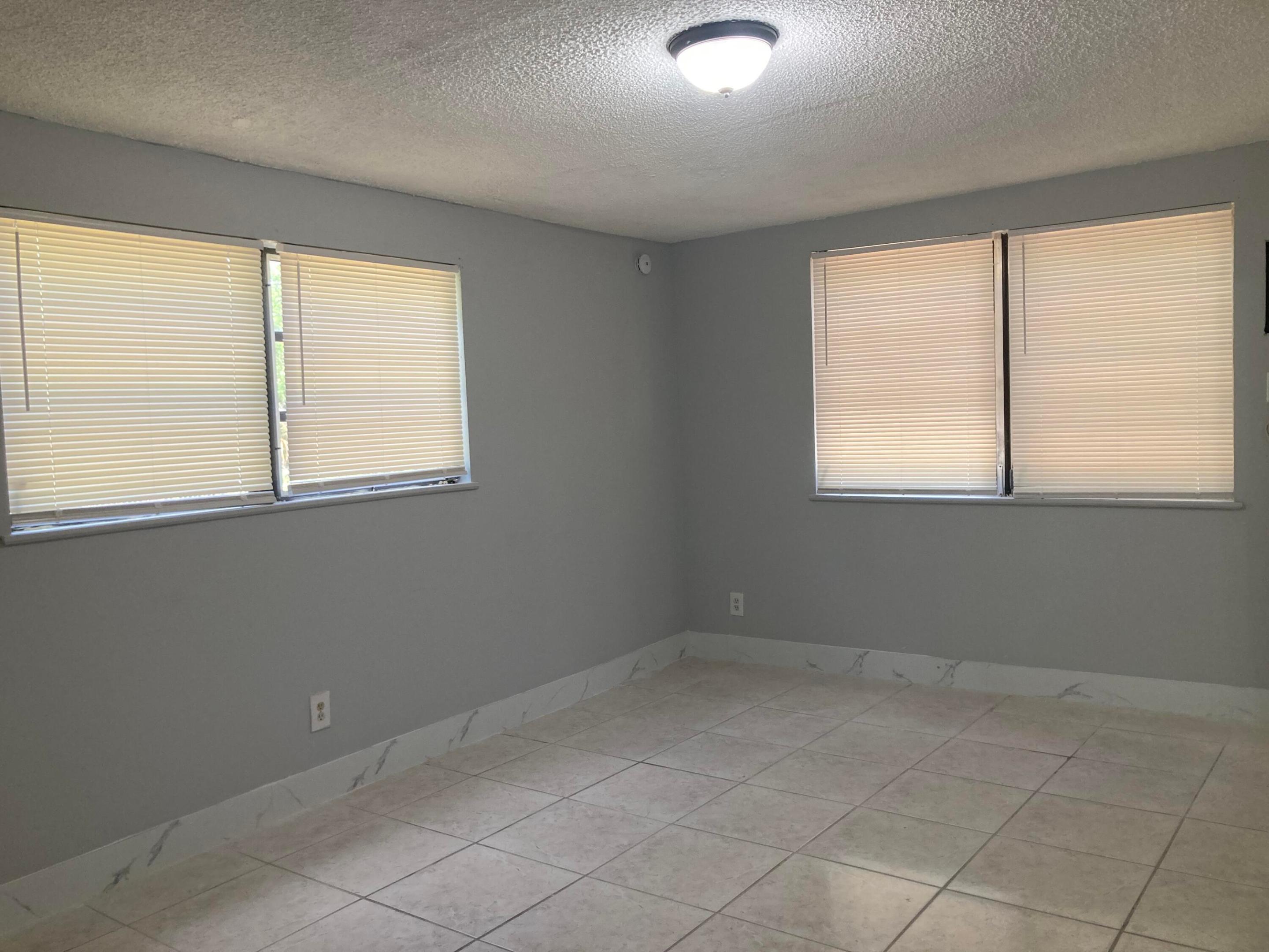 LAKE FOREST SEC ONE - Residential