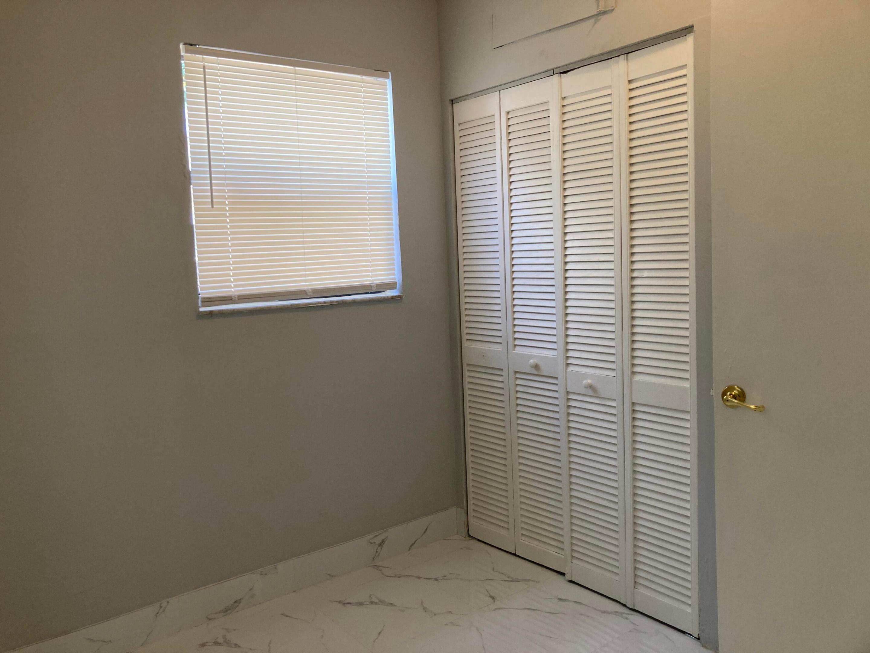 LAKE FOREST SEC ONE - Residential