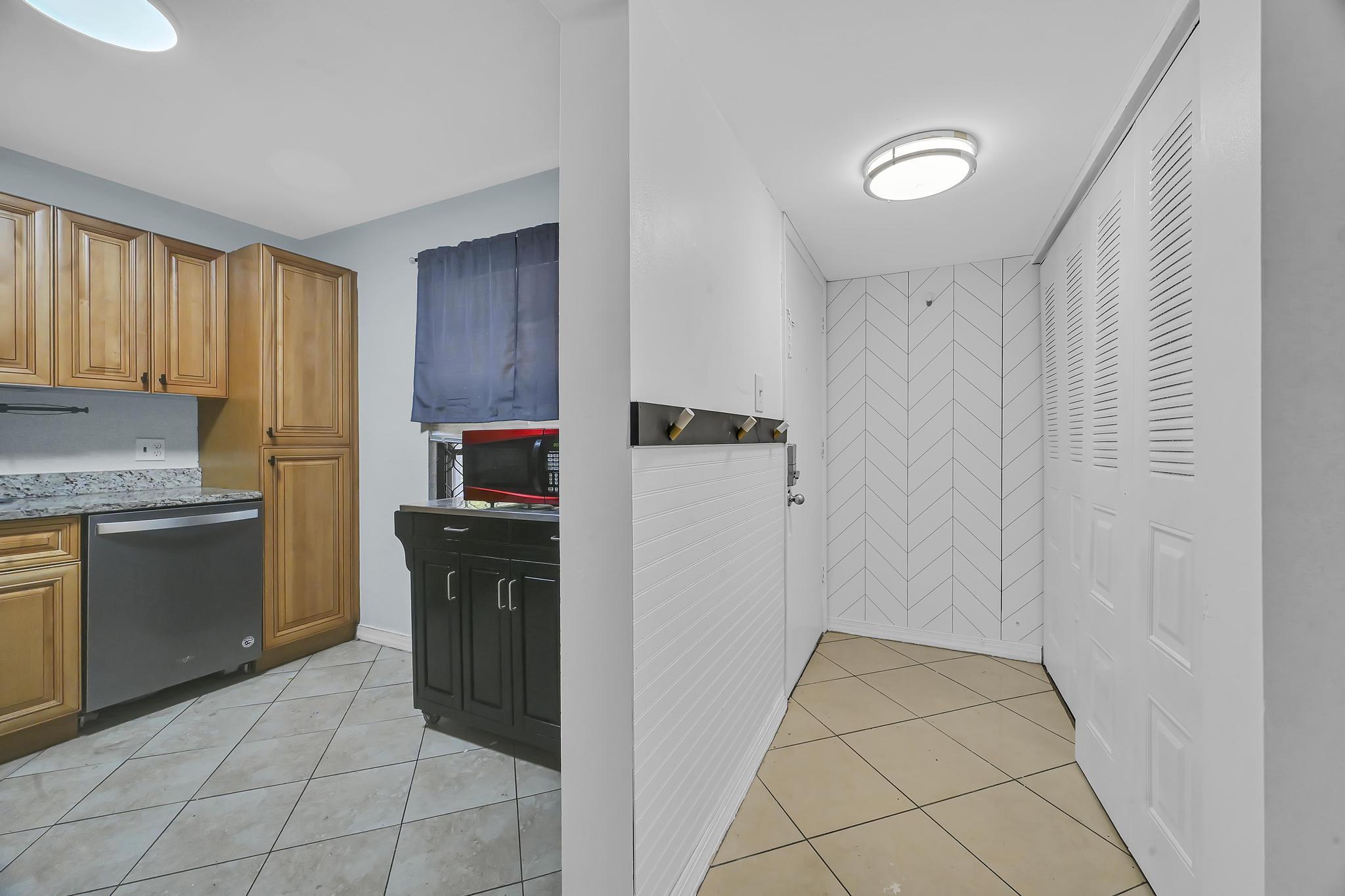 CYPRESS PARK CONDO - Residential