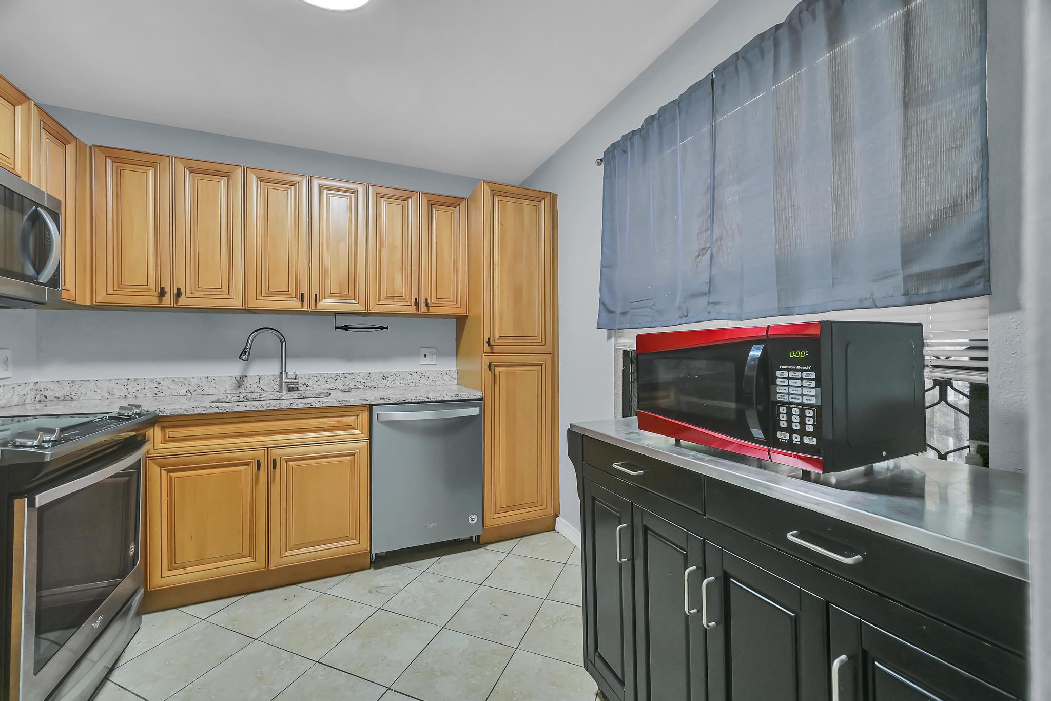CYPRESS PARK CONDO - Residential
